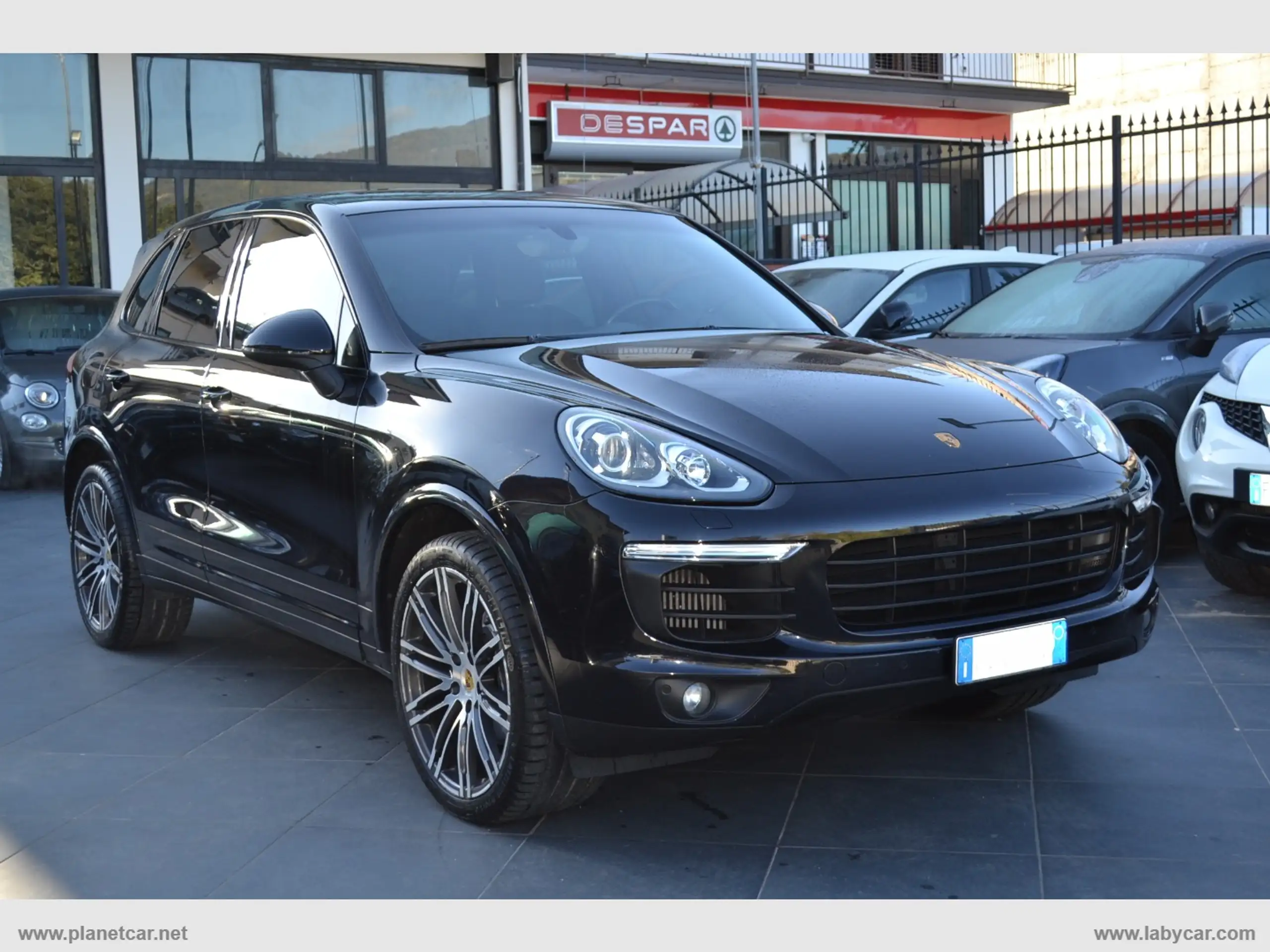 Porsche - Cayenne