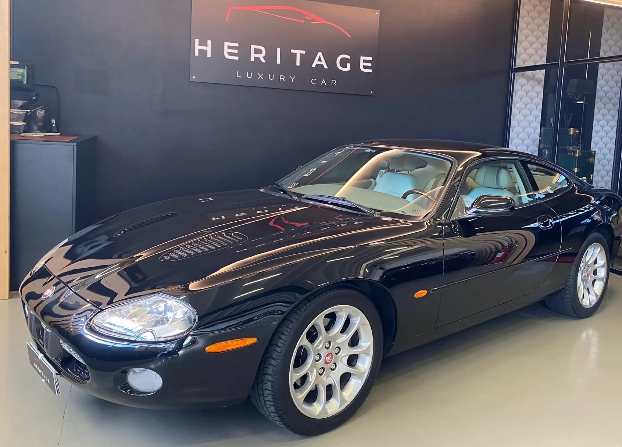 Jaguar XKR 2001