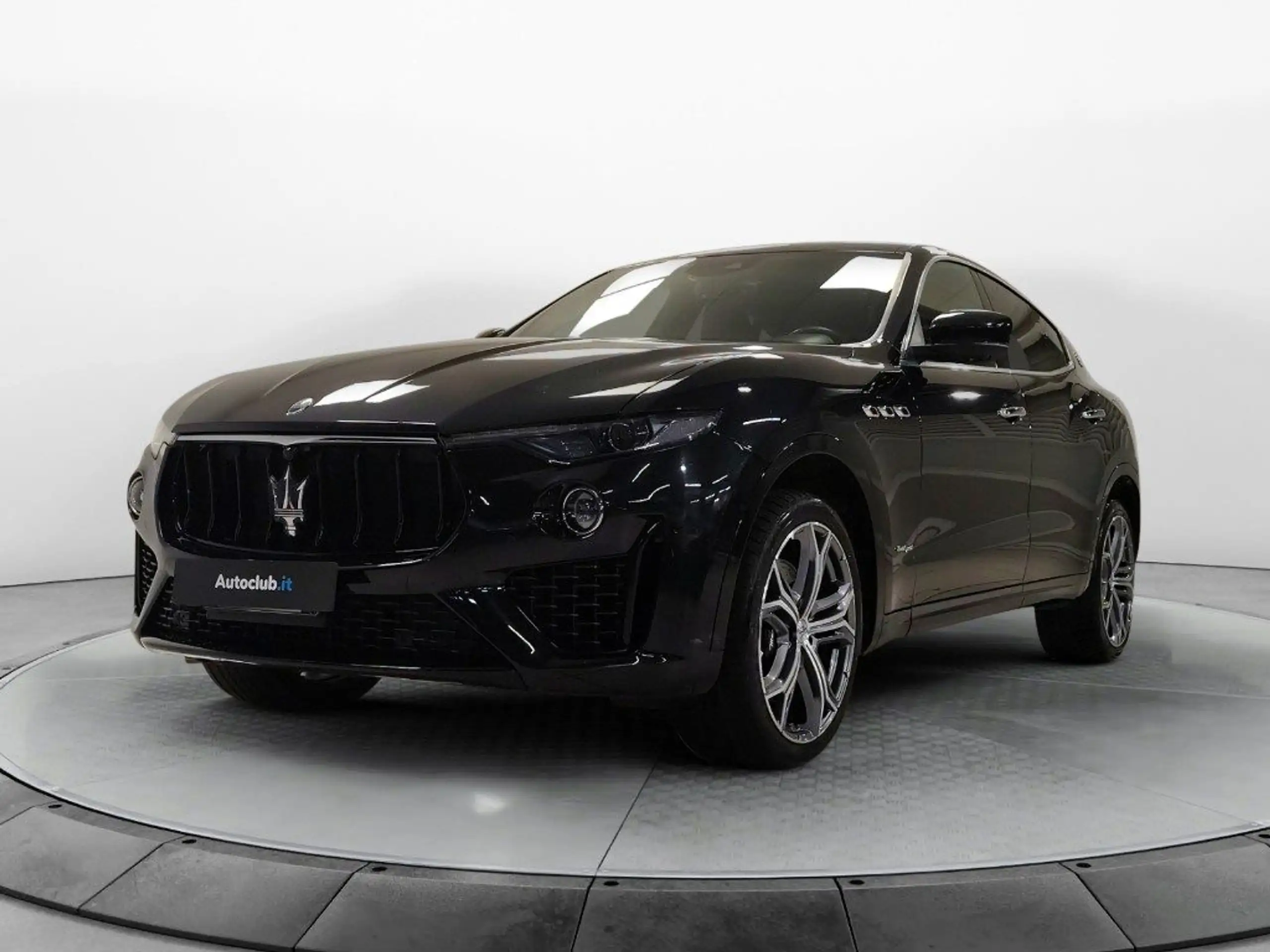 Maserati - Levante