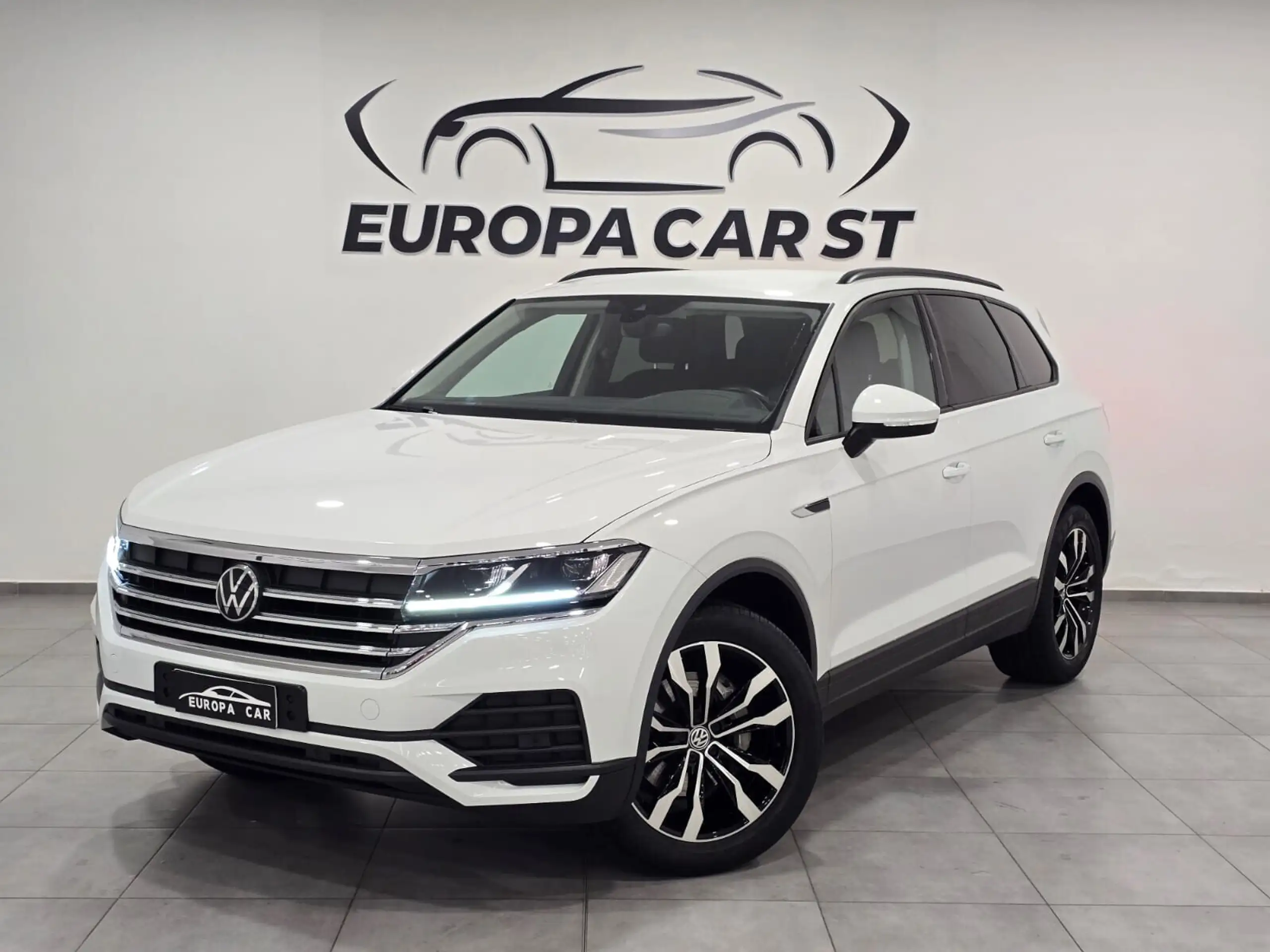 Volkswagen - Touareg