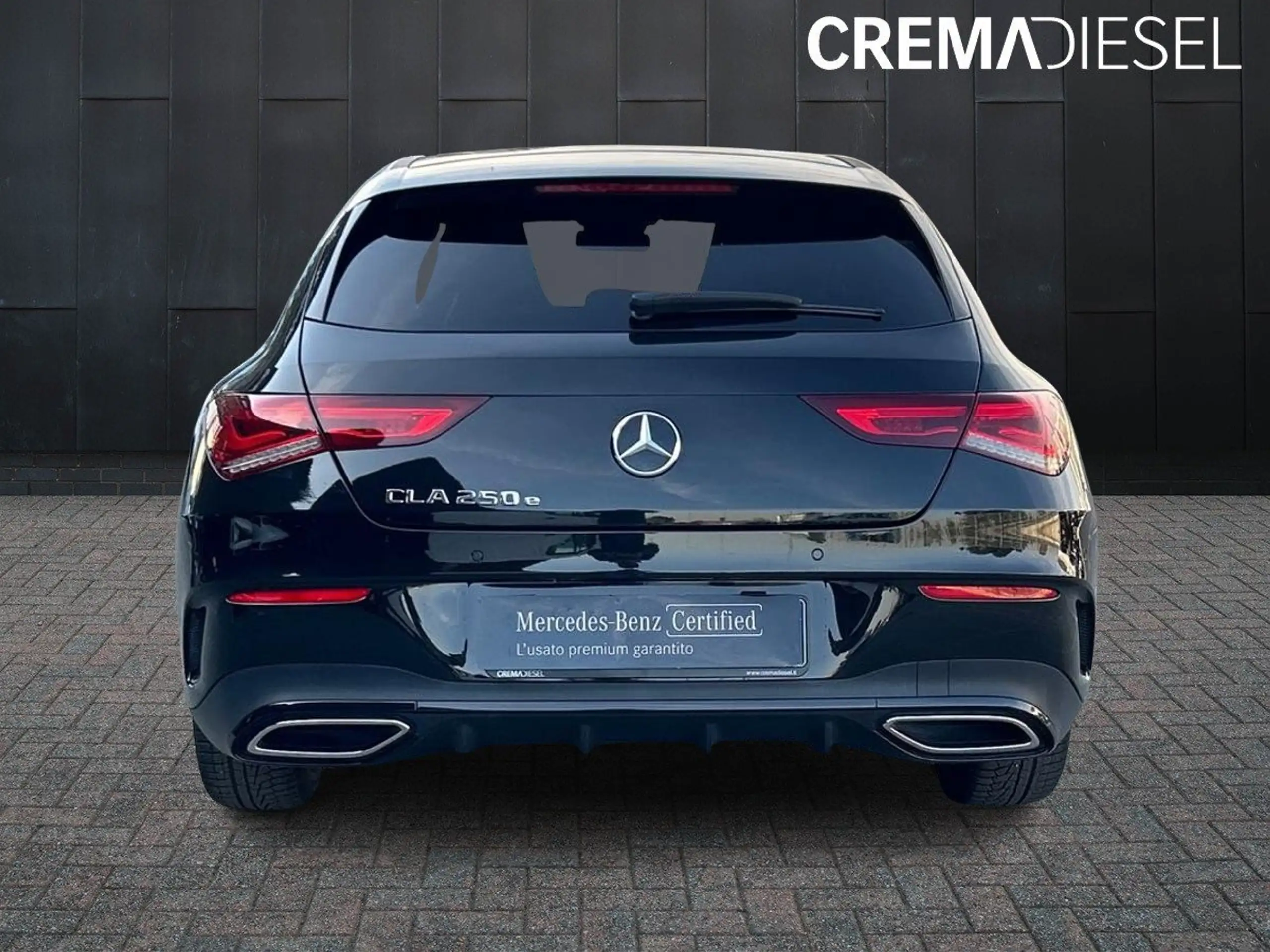 Mercedes-Benz - CLA 250