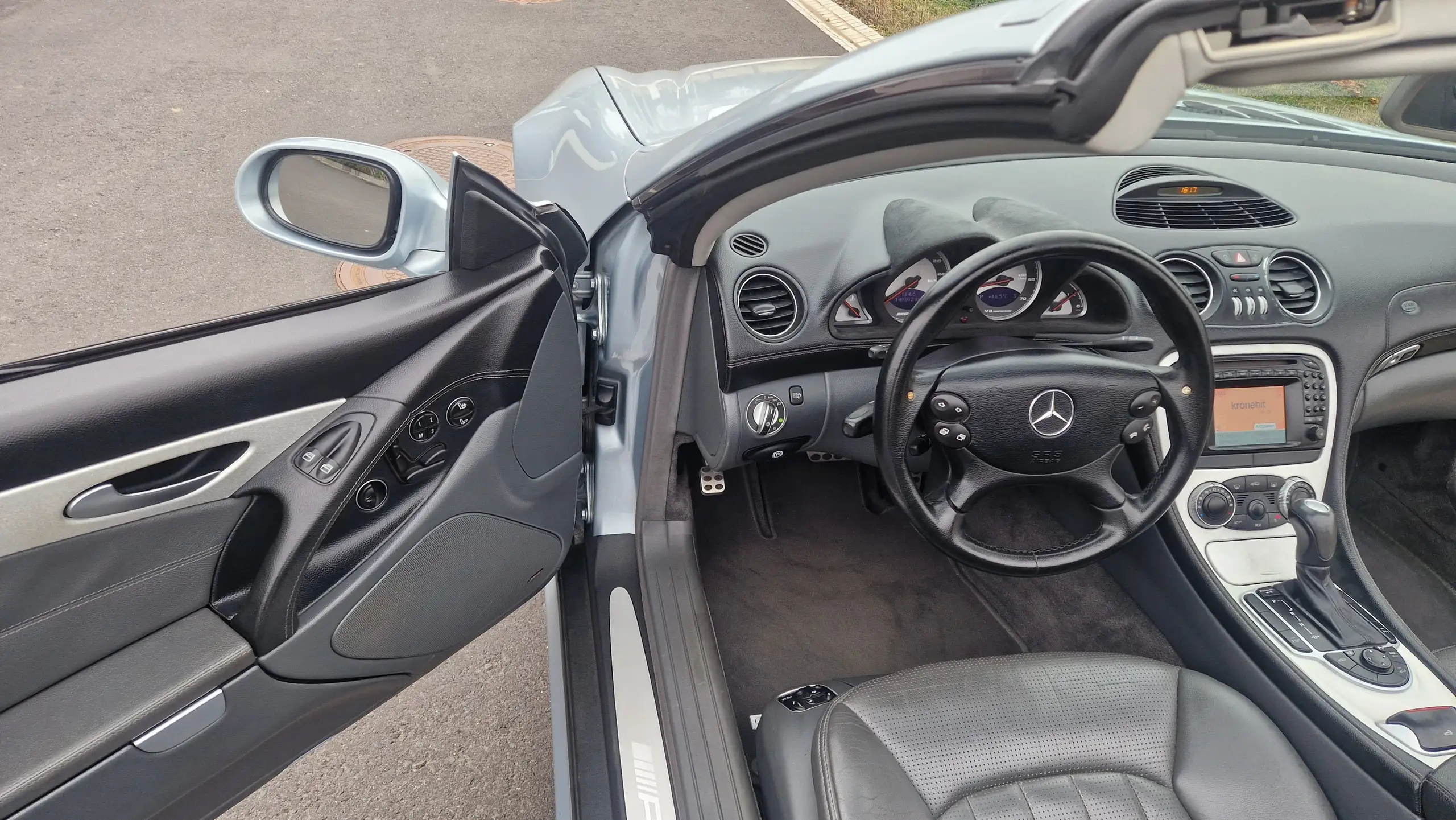 Mercedes-Benz - SL 55 AMG