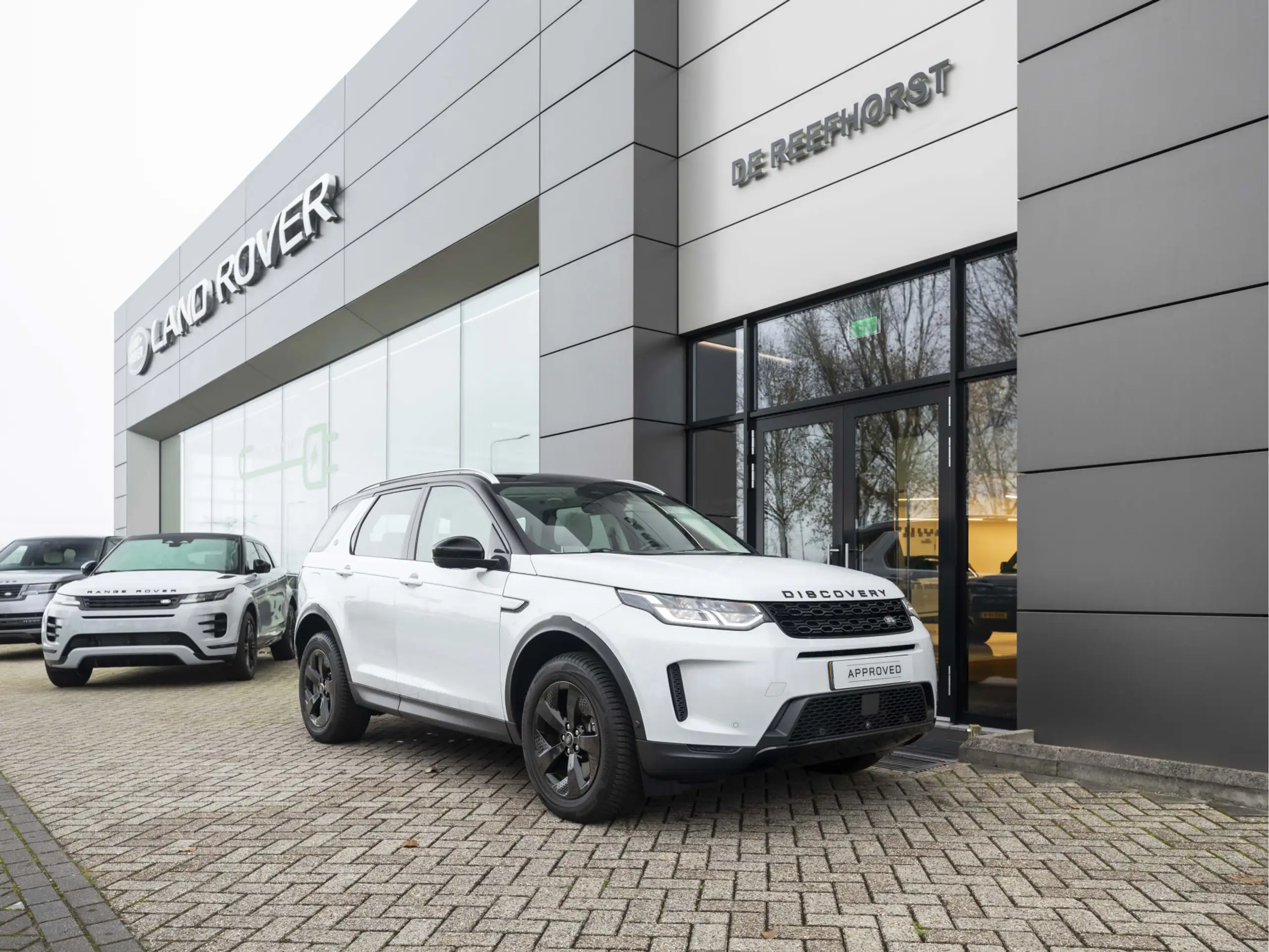 Land Rover - Discovery Sport