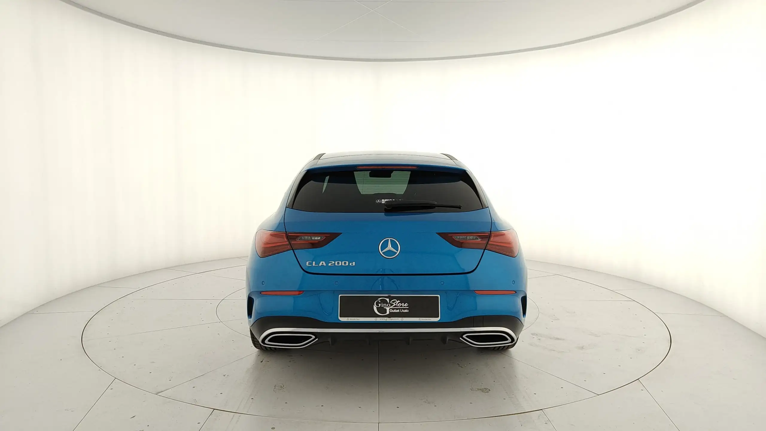 Mercedes-Benz - CLA 200