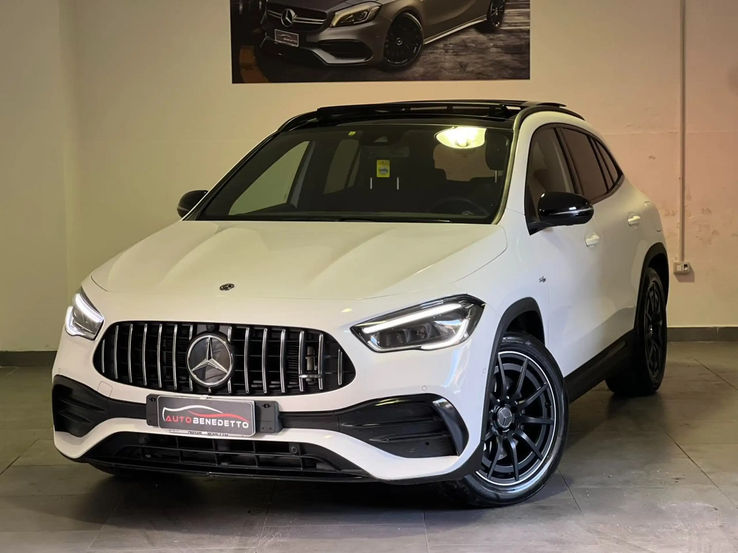 Mercedes-Benz GLA 35 AMG 2021