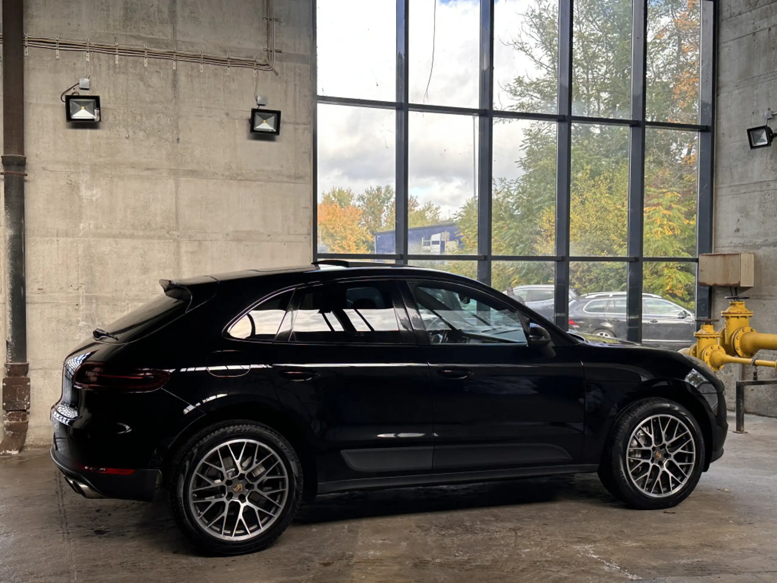 Porsche - Macan