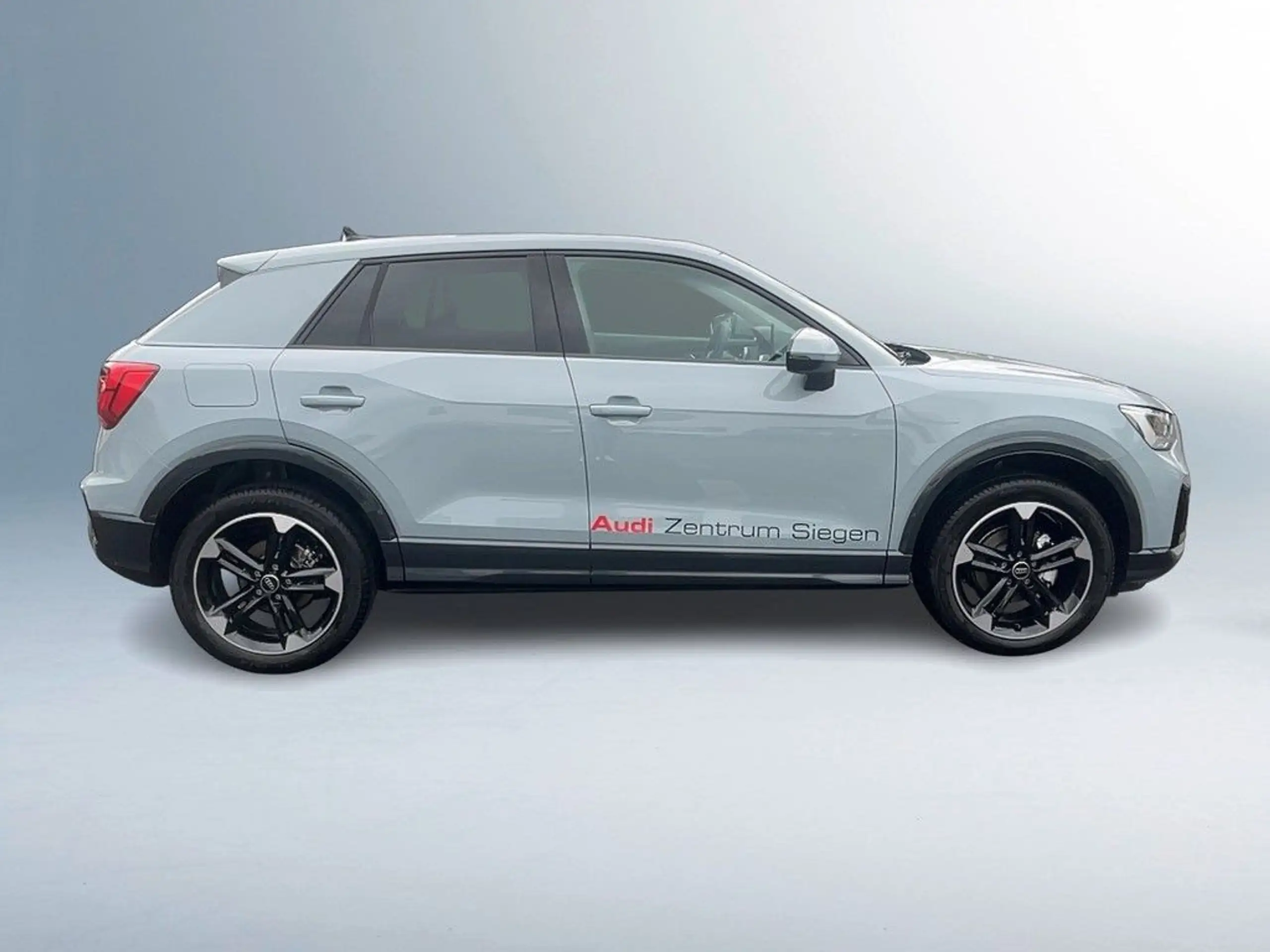 Audi - Q2