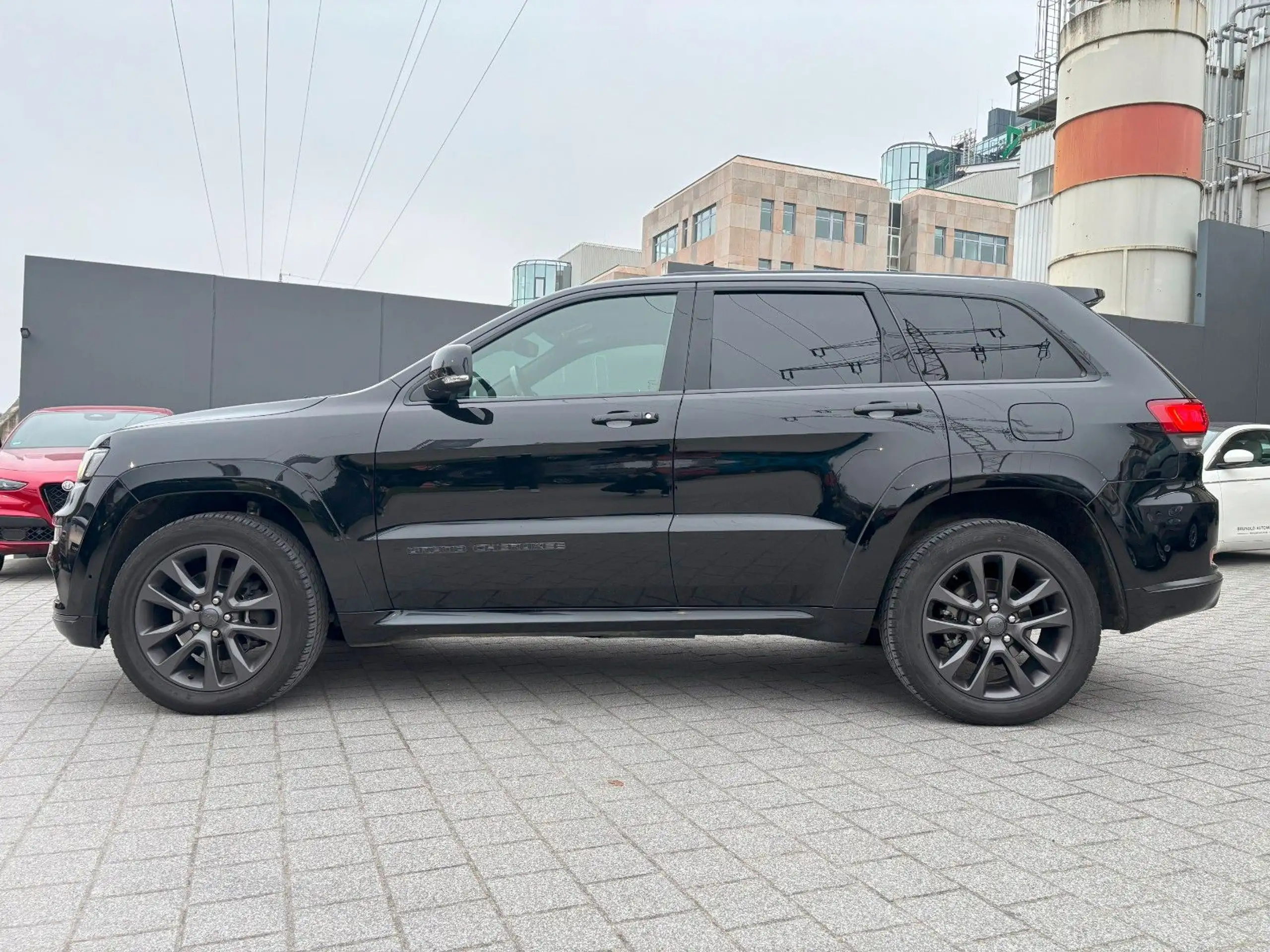 Jeep - Grand Cherokee