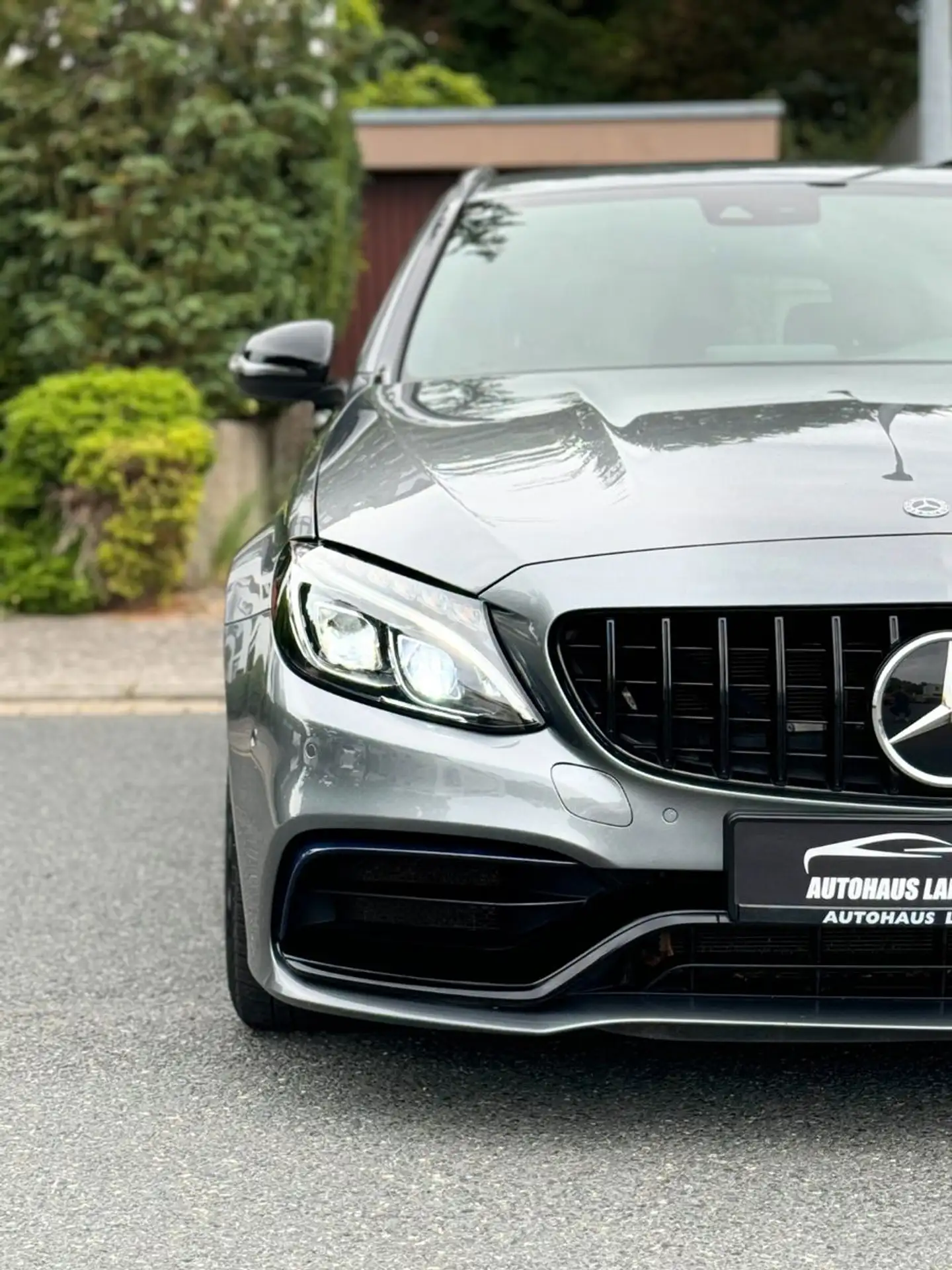 Mercedes-Benz - C 63 AMG