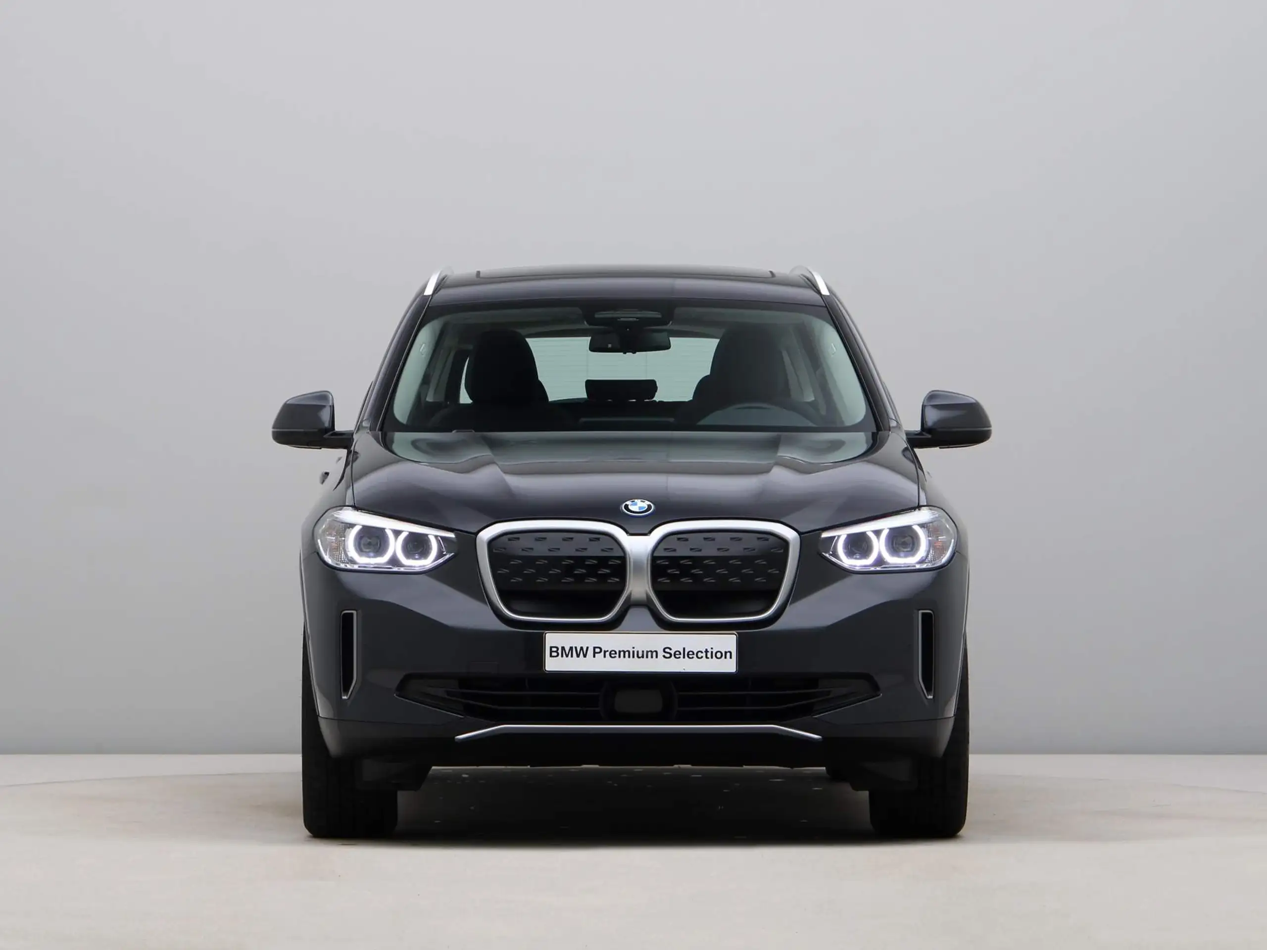 BMW - iX3