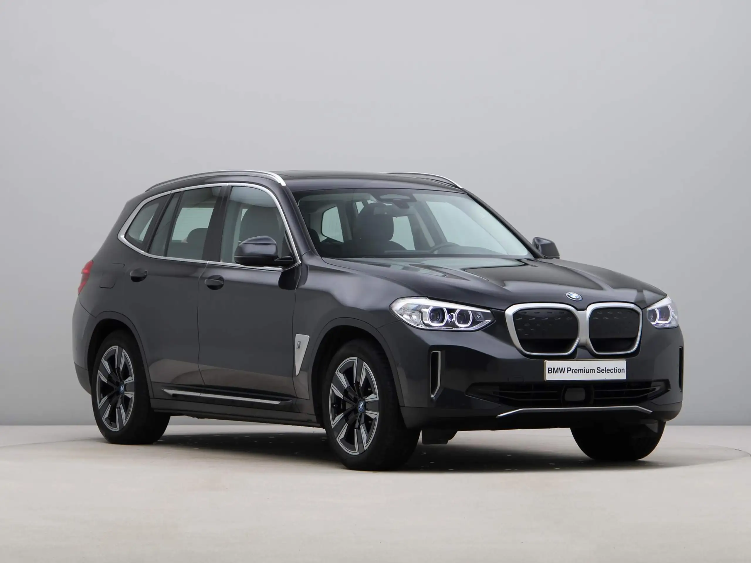 BMW - iX3