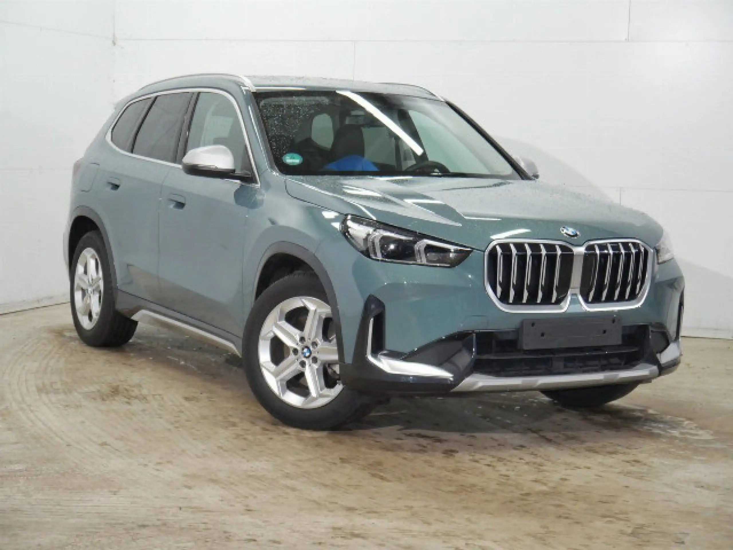 BMW - X1