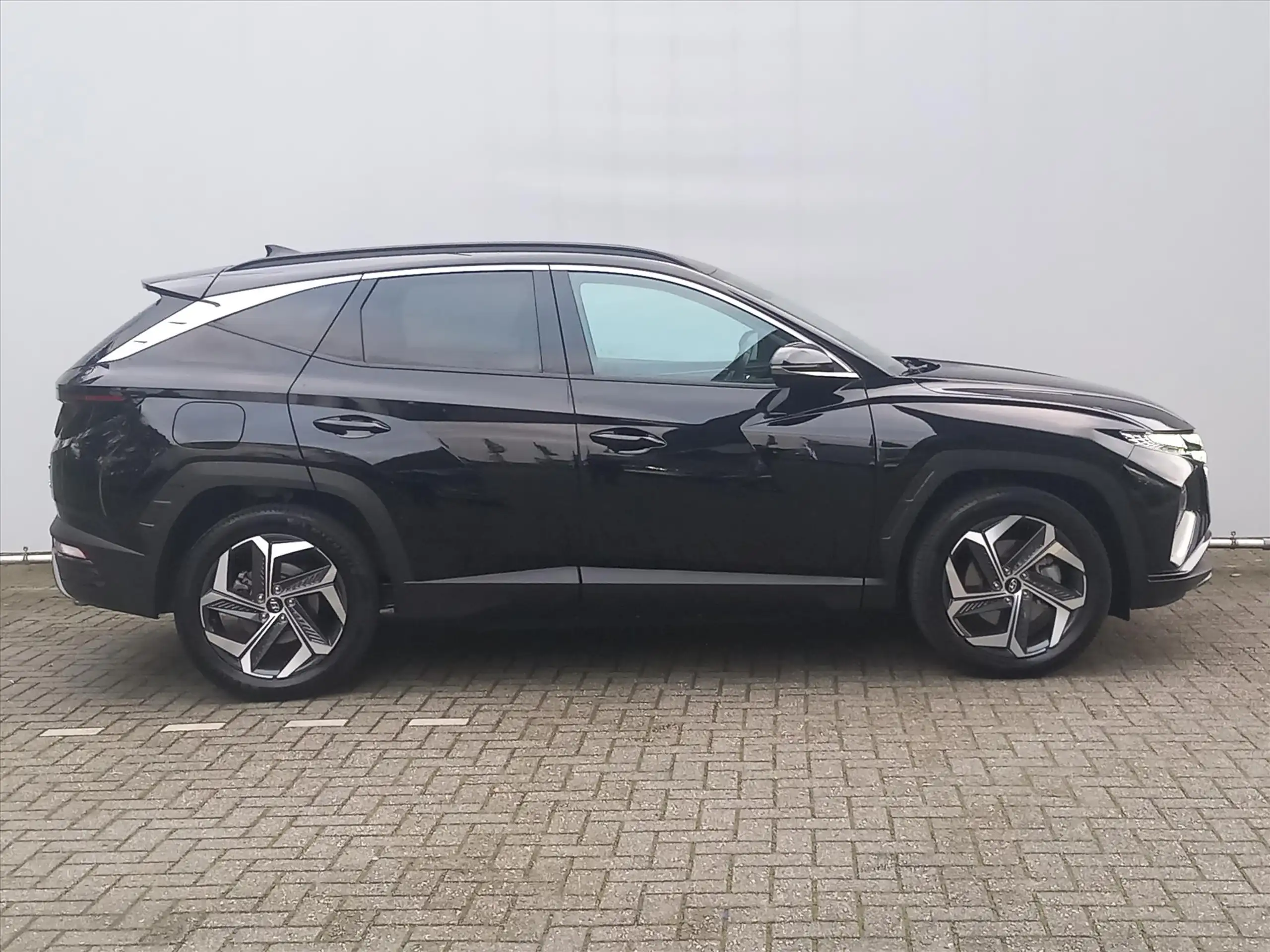 Hyundai - TUCSON