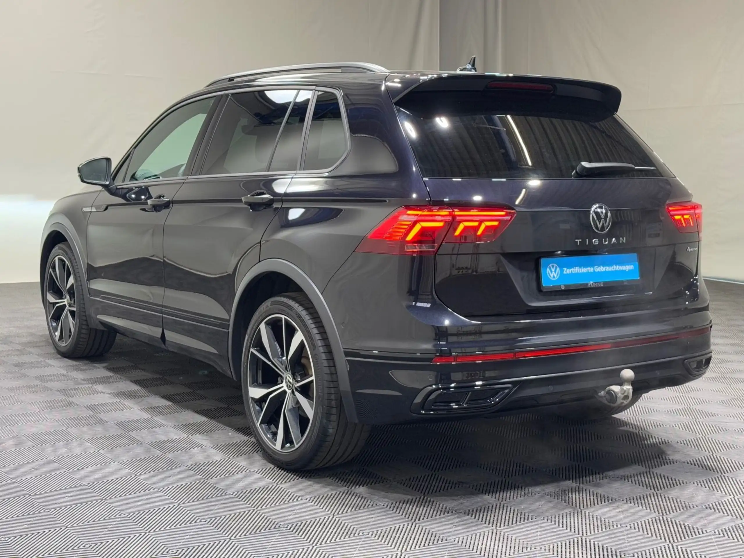 Volkswagen - Tiguan