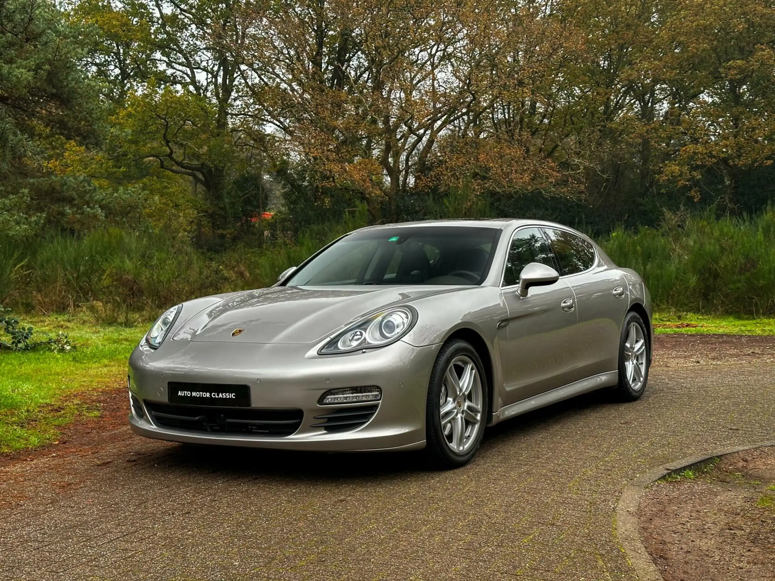 Porsche - Panamera