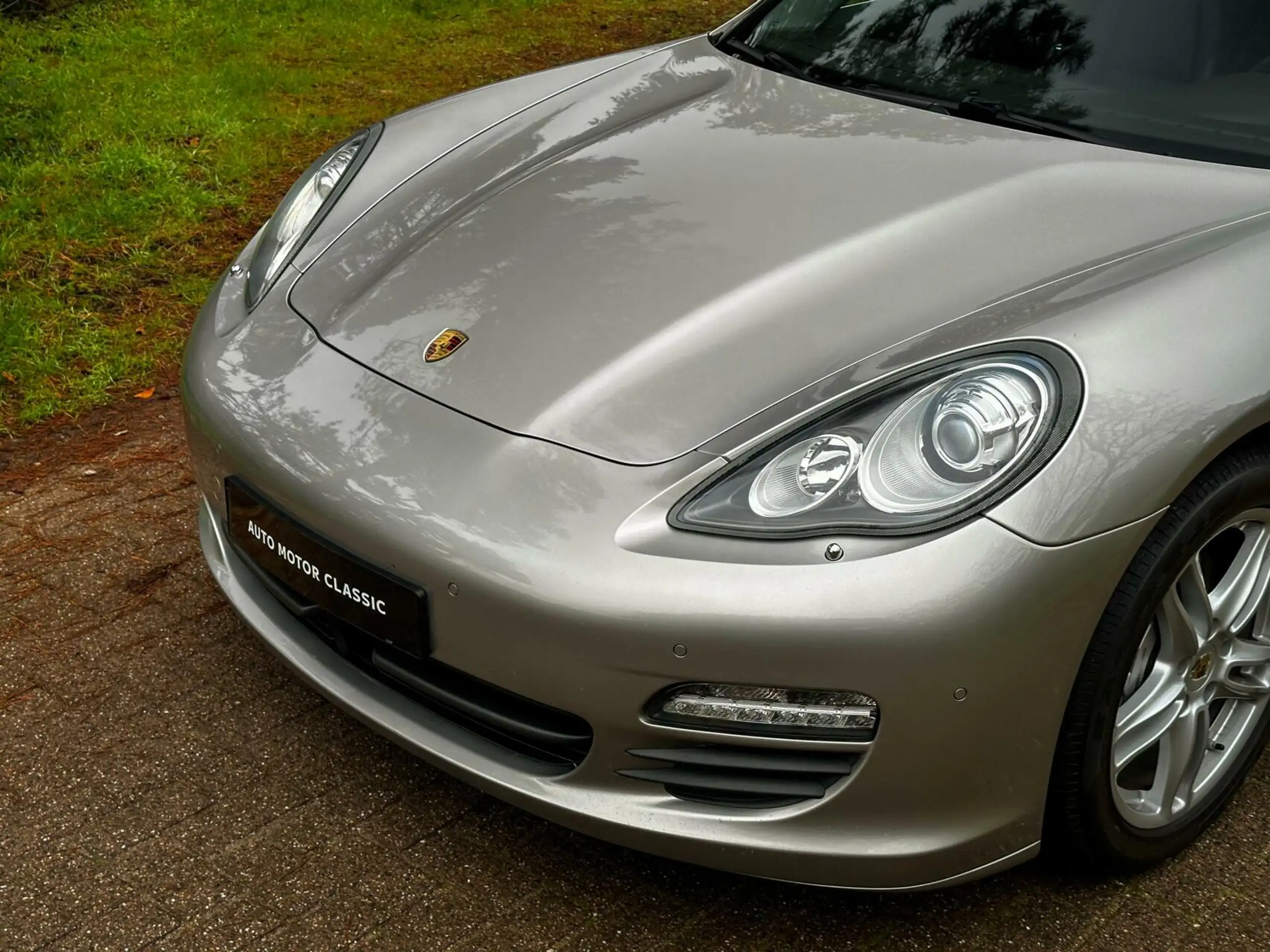 Porsche - Panamera