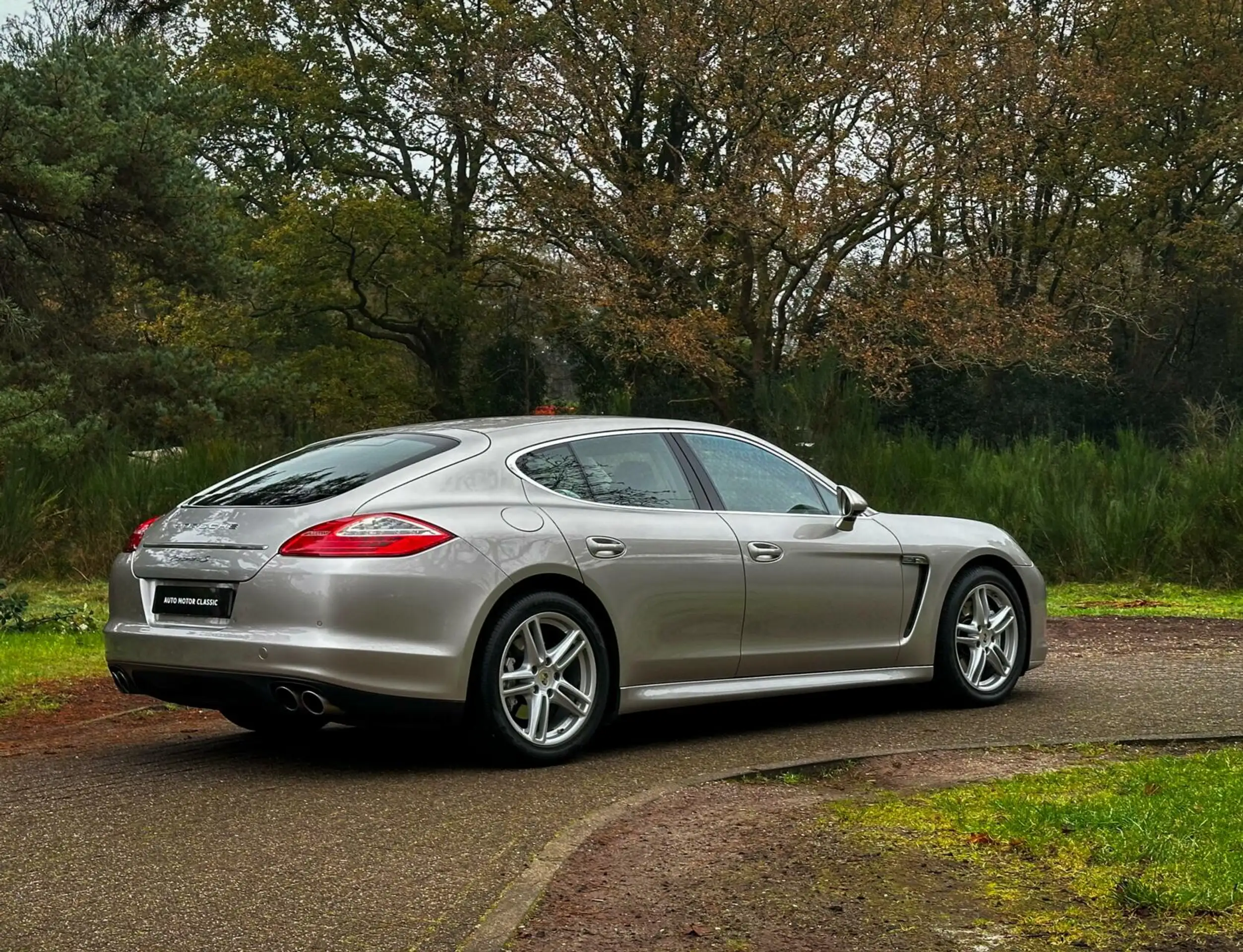 Porsche - Panamera