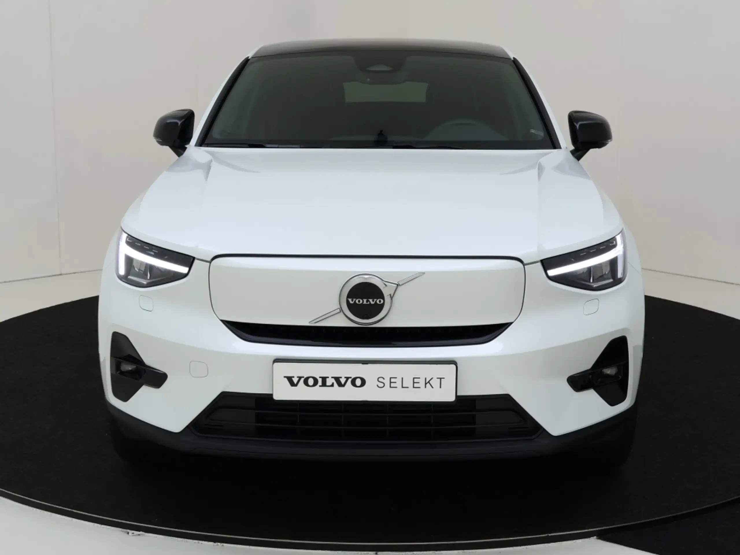 Volvo - C40