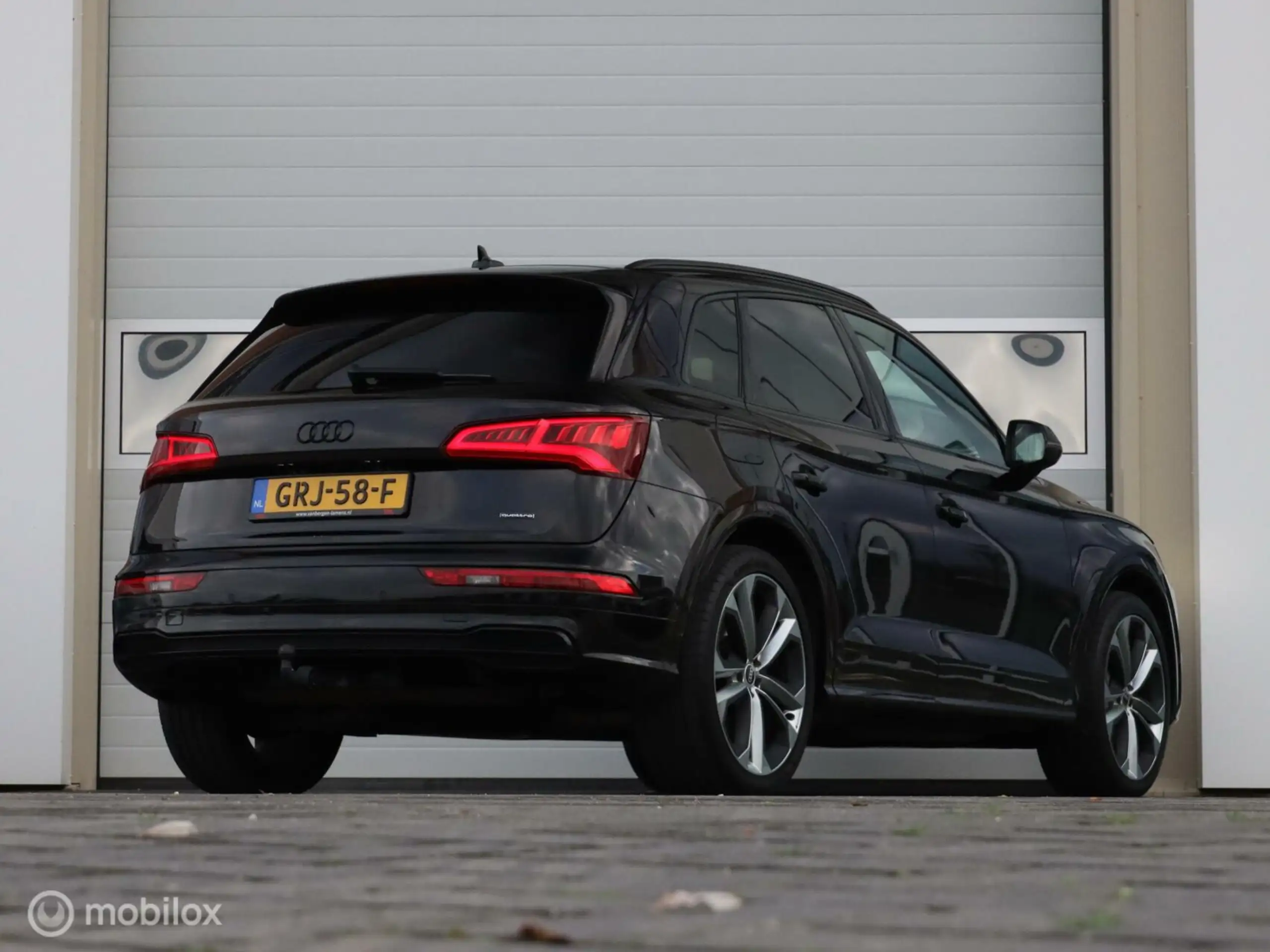 Audi - Q5