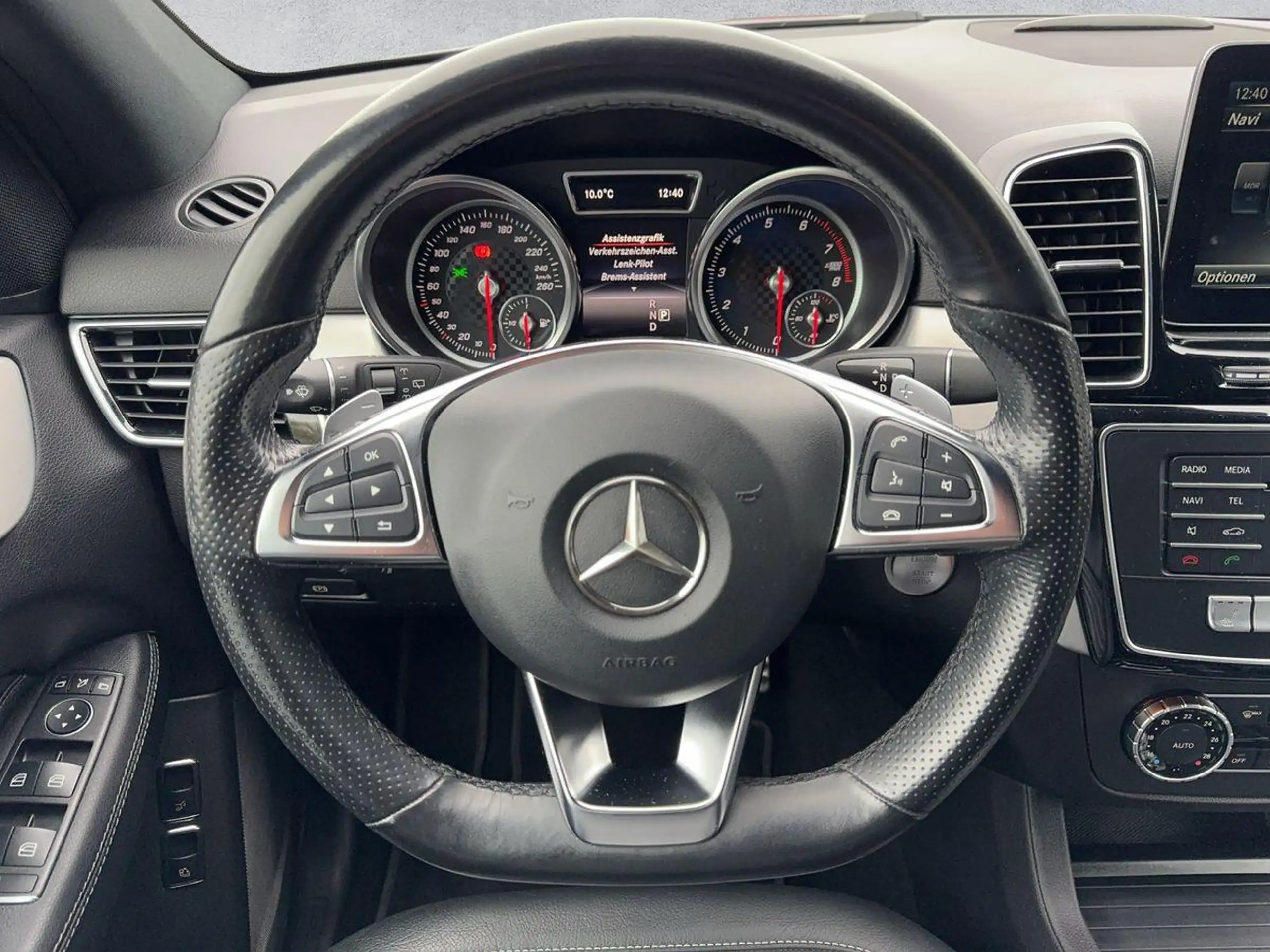 Mercedes-Benz - GLE 43 AMG