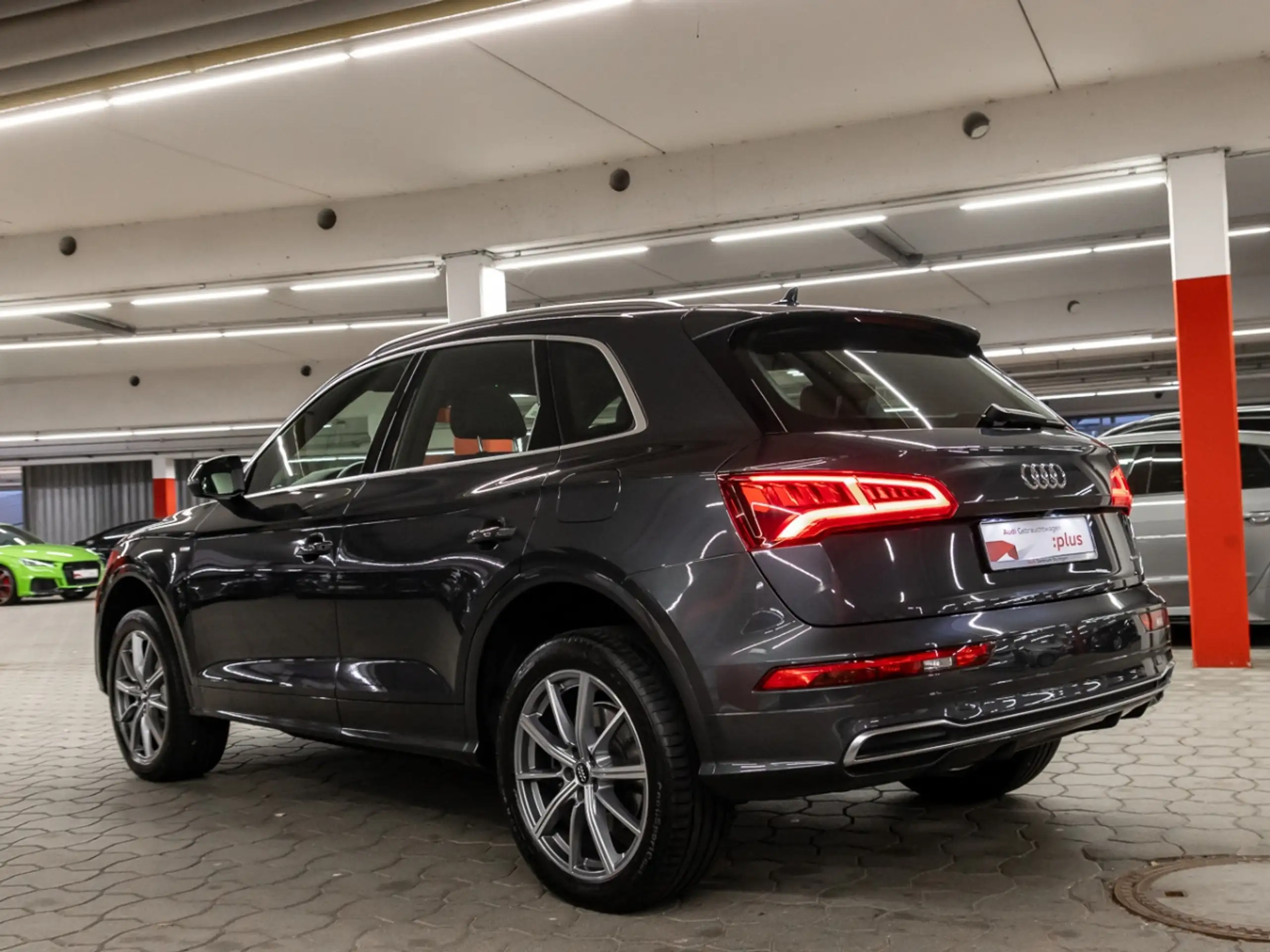 Audi - Q5