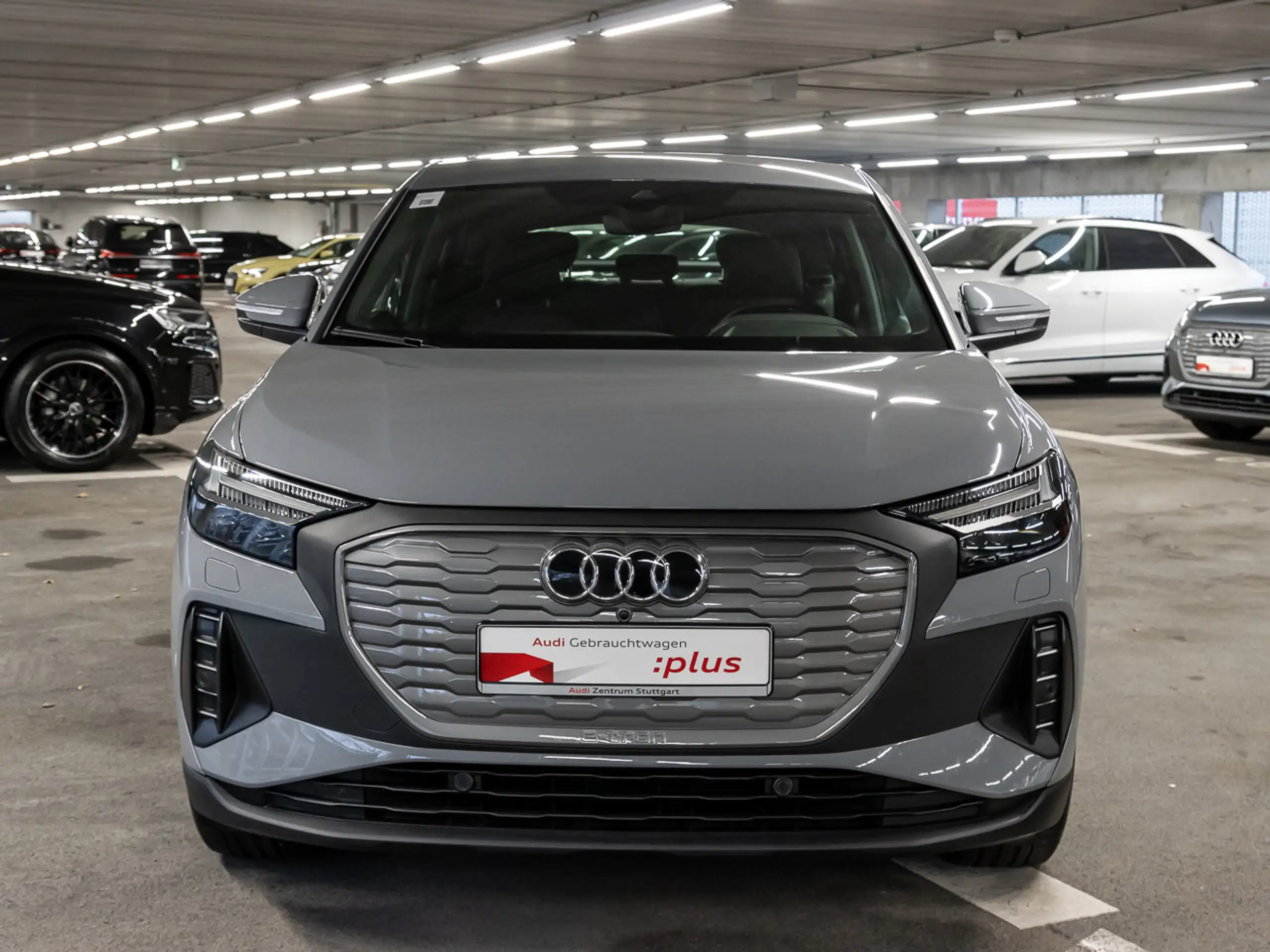 Audi - Q4 e-tron