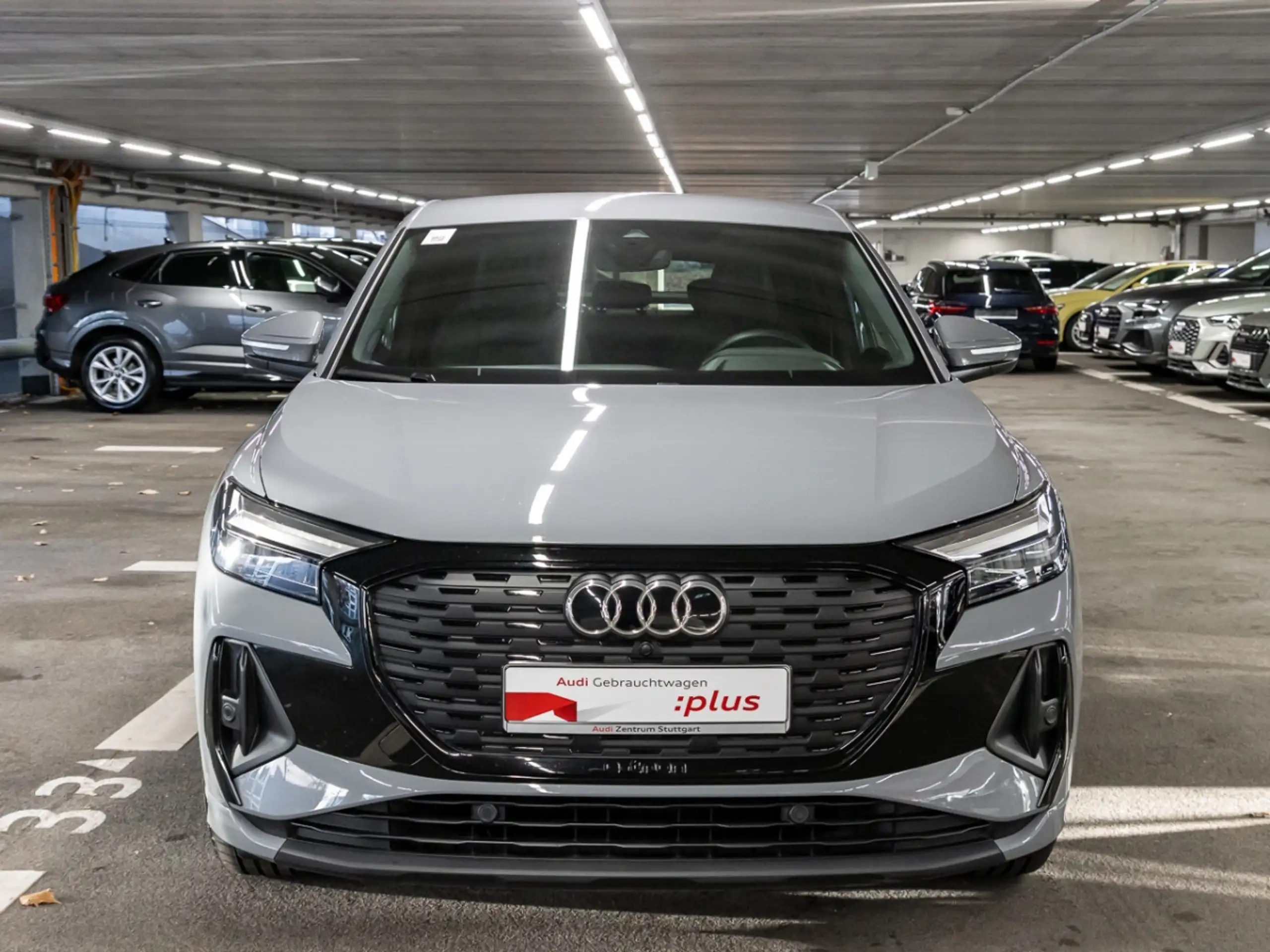 Audi - Q4 e-tron