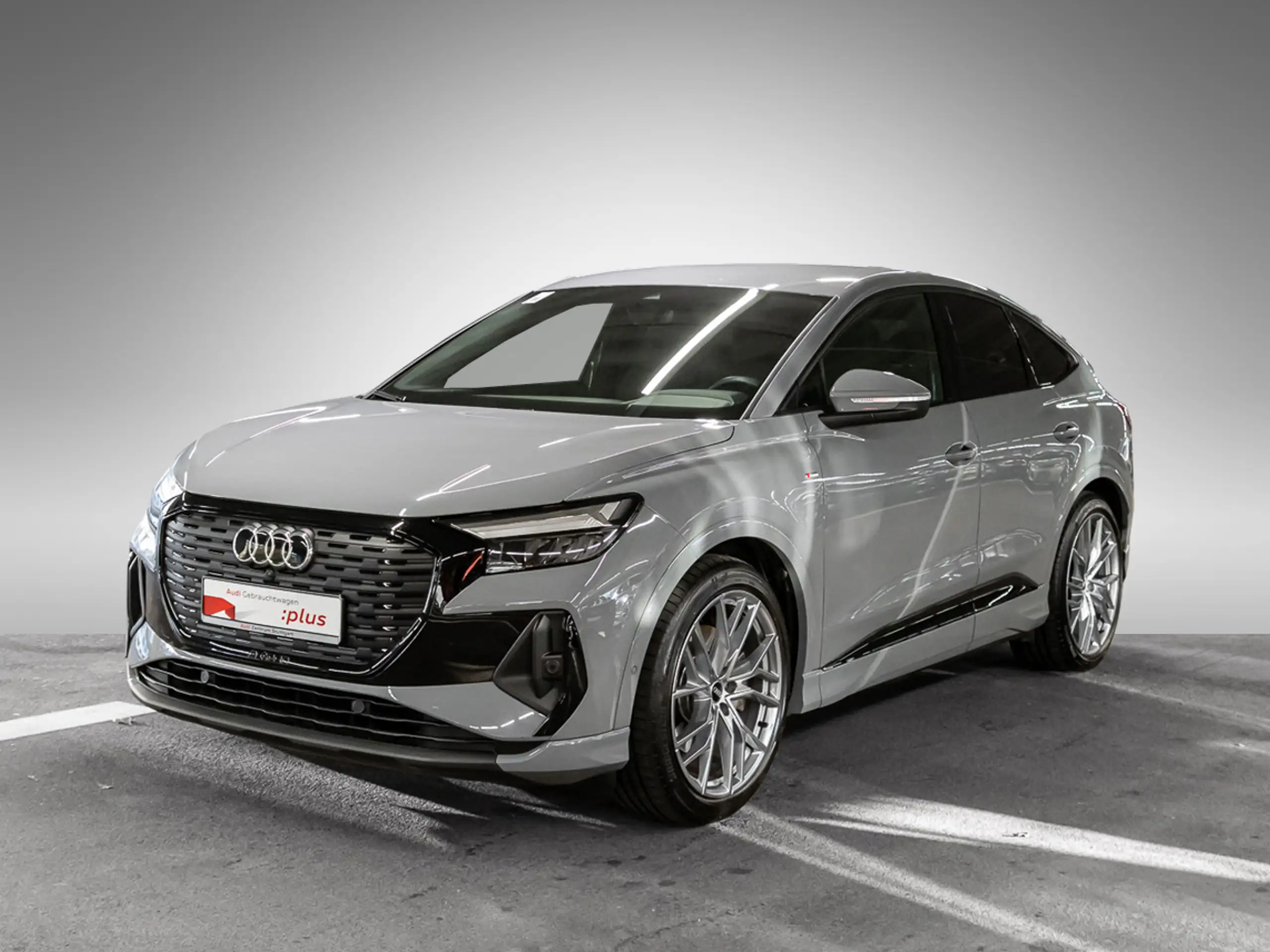 Audi - Q4 e-tron