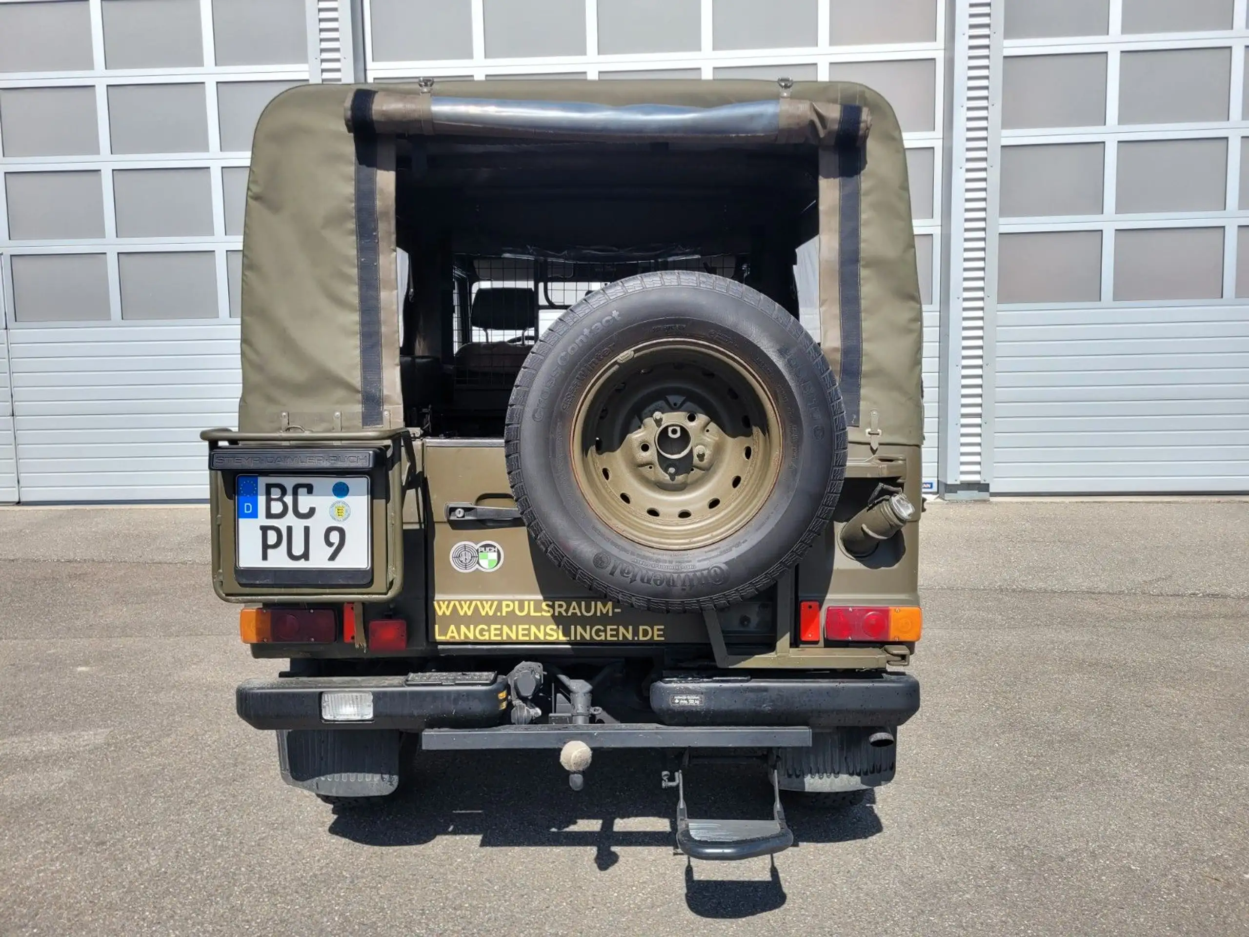 Mercedes-Benz - G 230