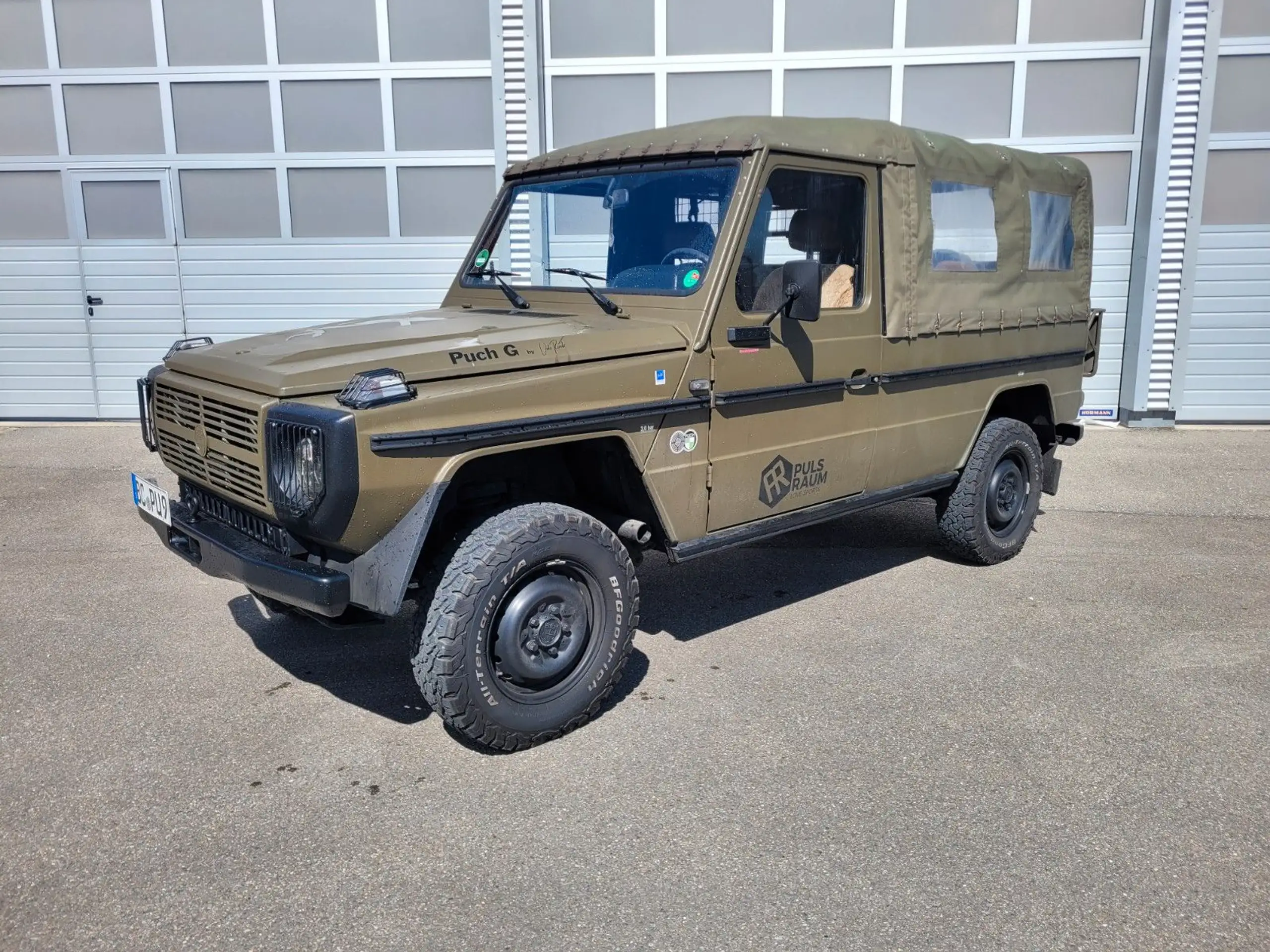 Mercedes-Benz - G 230