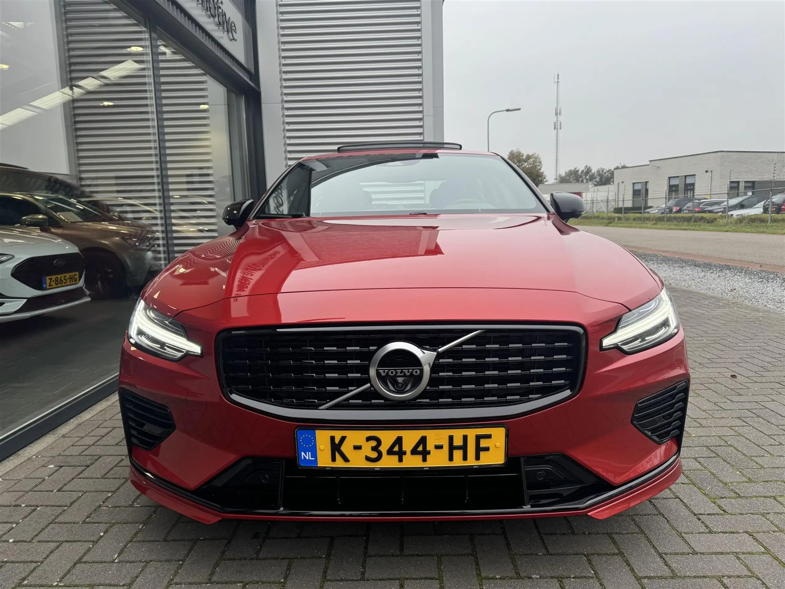 Volvo - S60