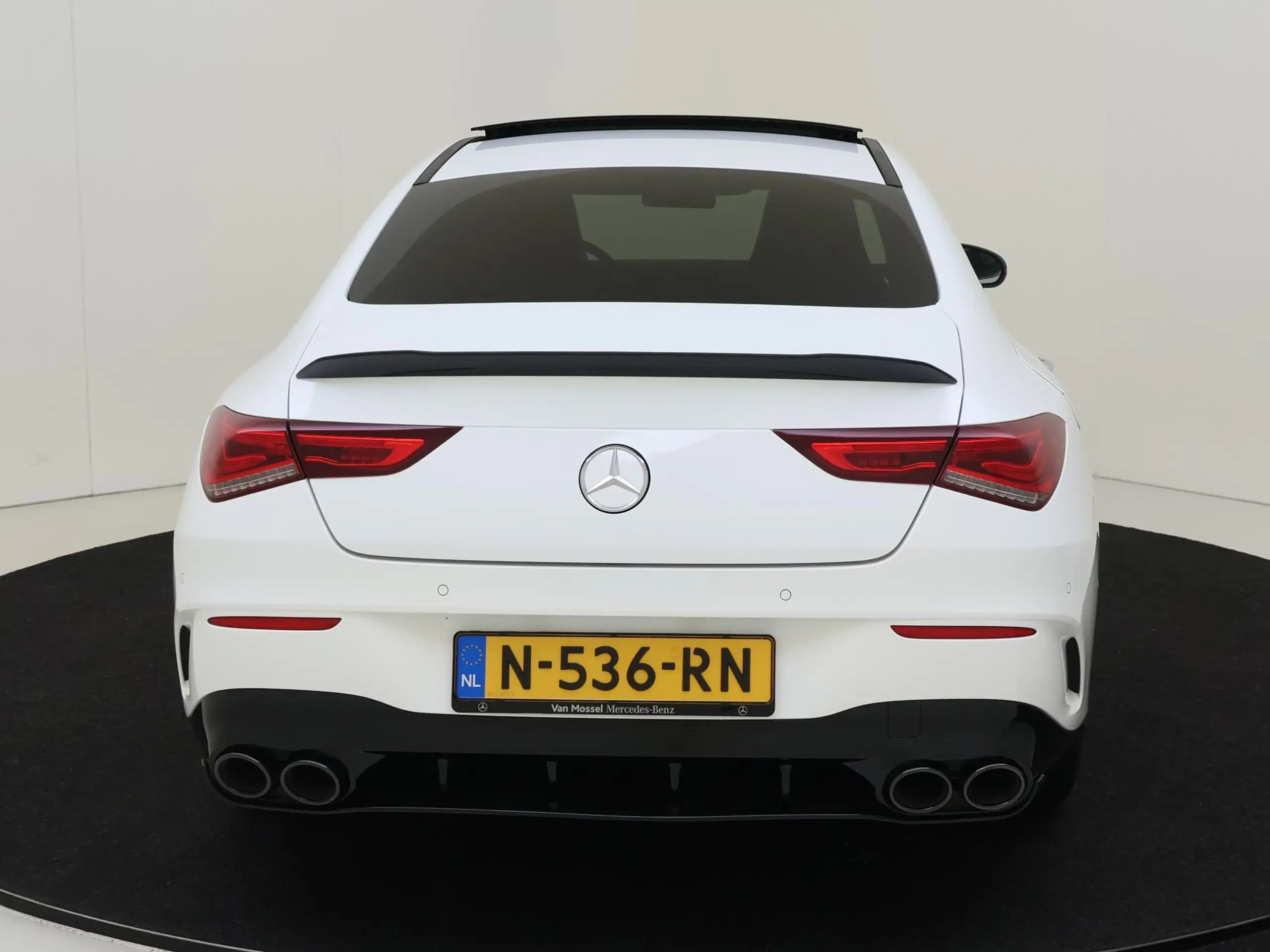 Mercedes-Benz - CLA 250