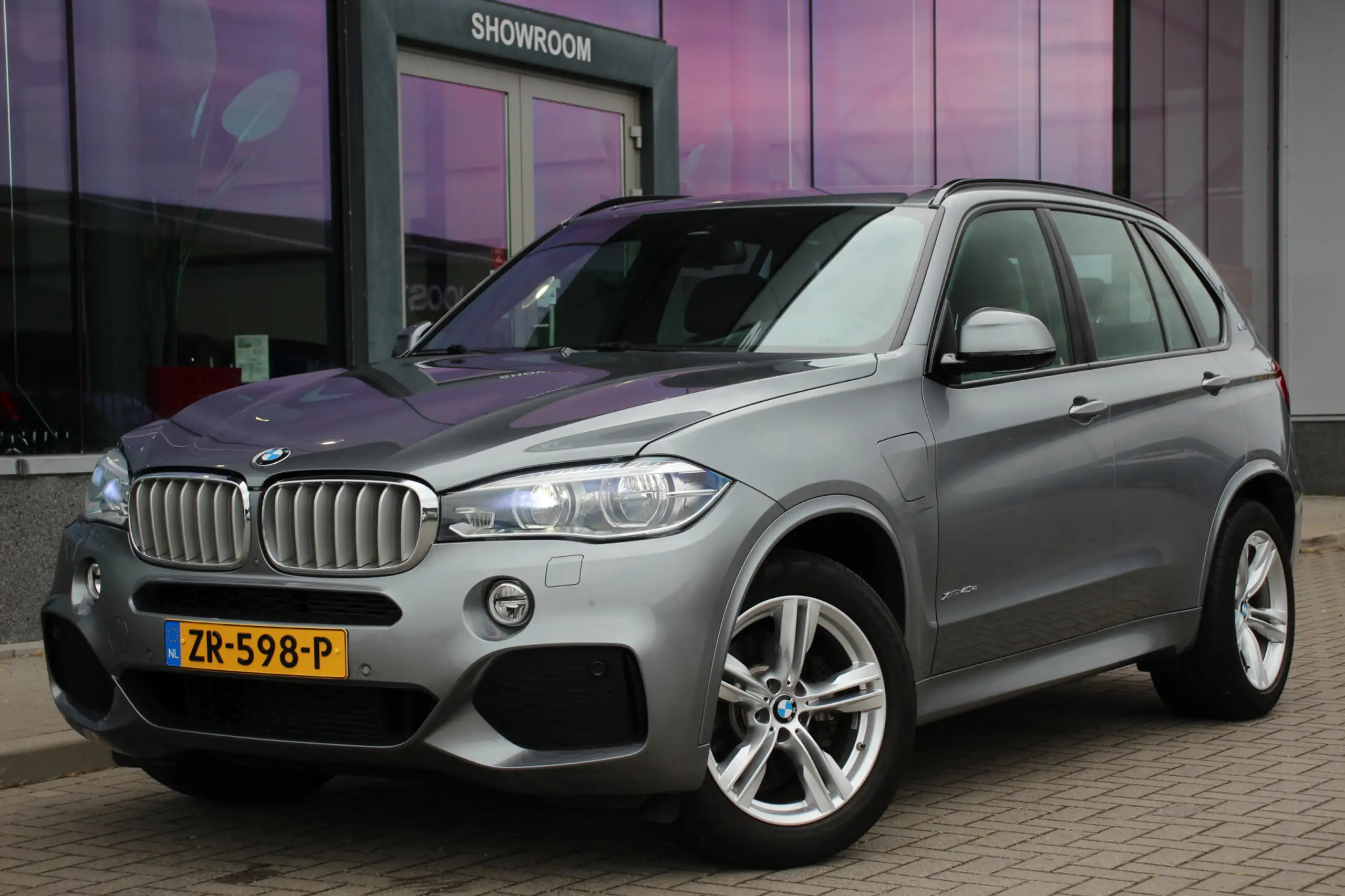 BMW - X5