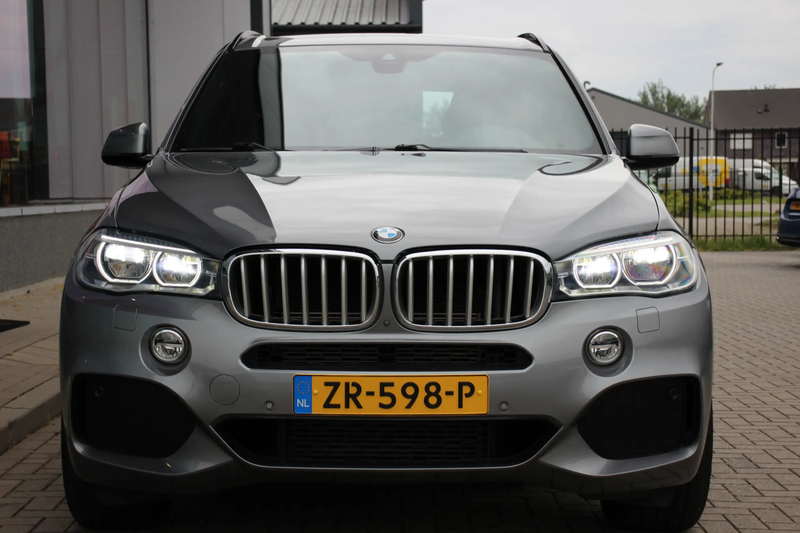 BMW - X5