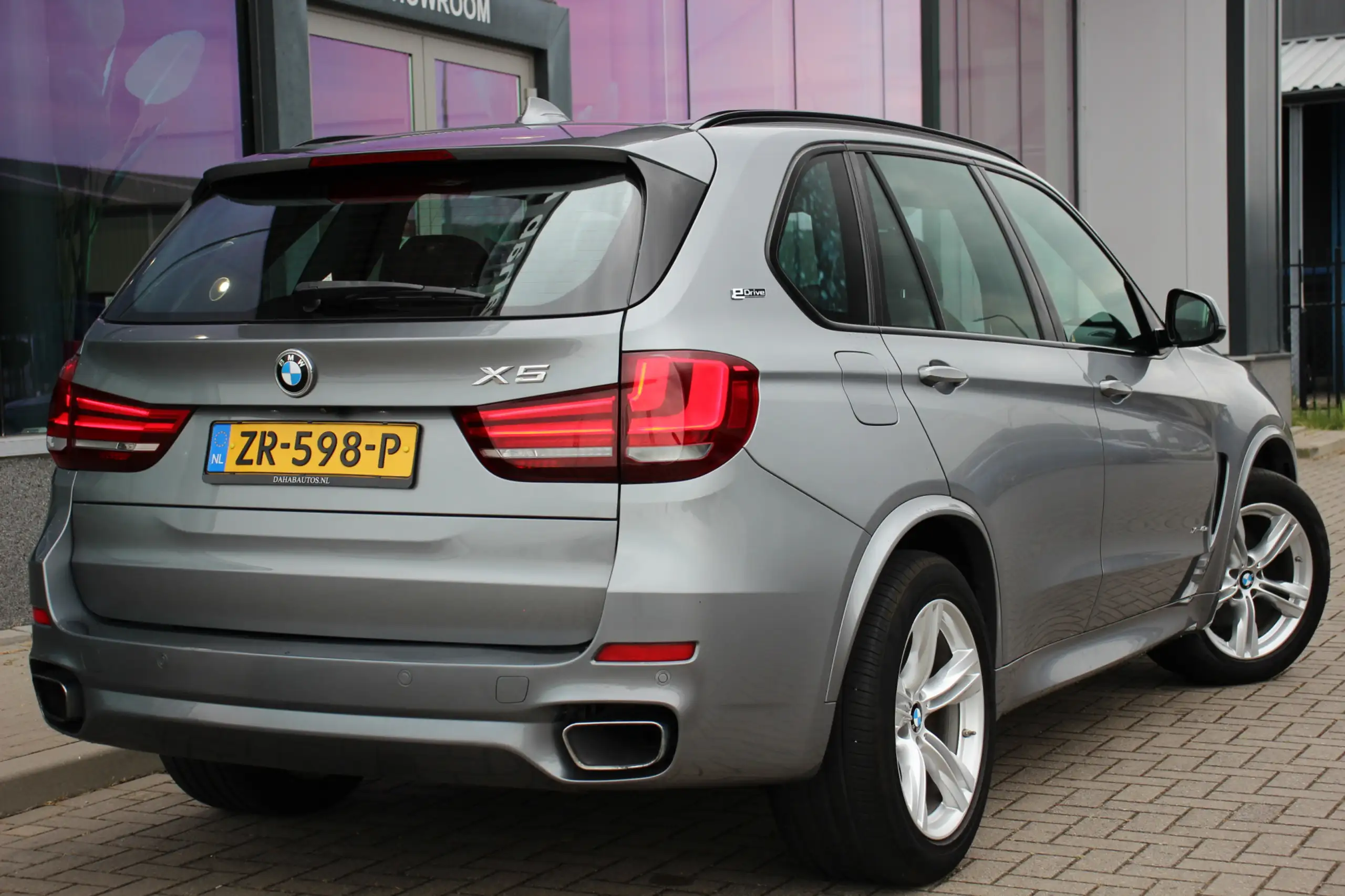 BMW - X5