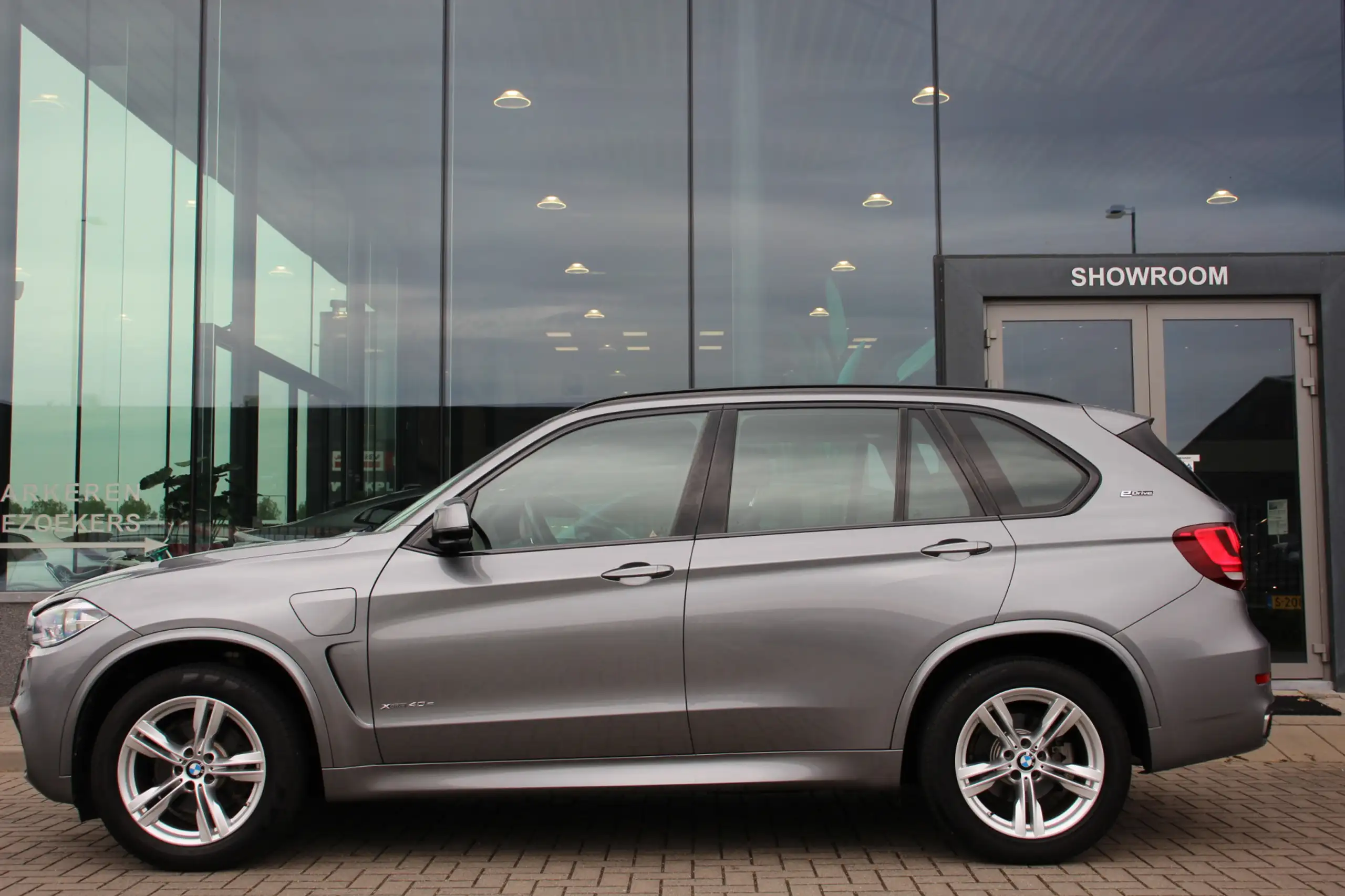 BMW - X5