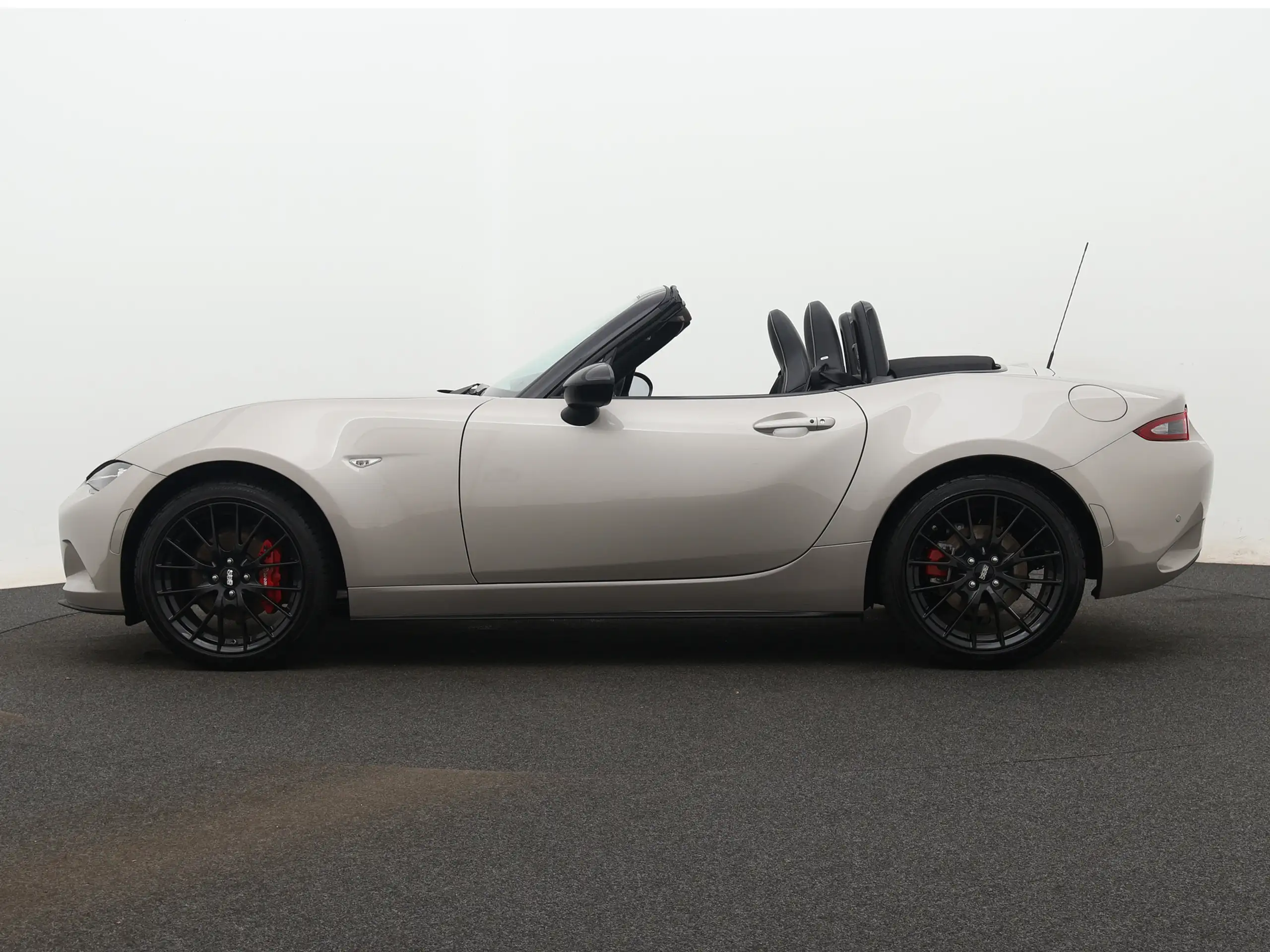 Mazda - MX-5