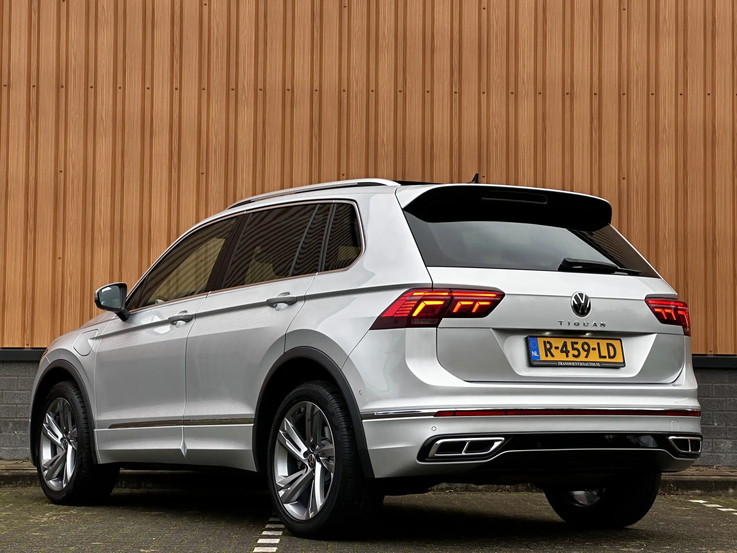 Volkswagen - Tiguan