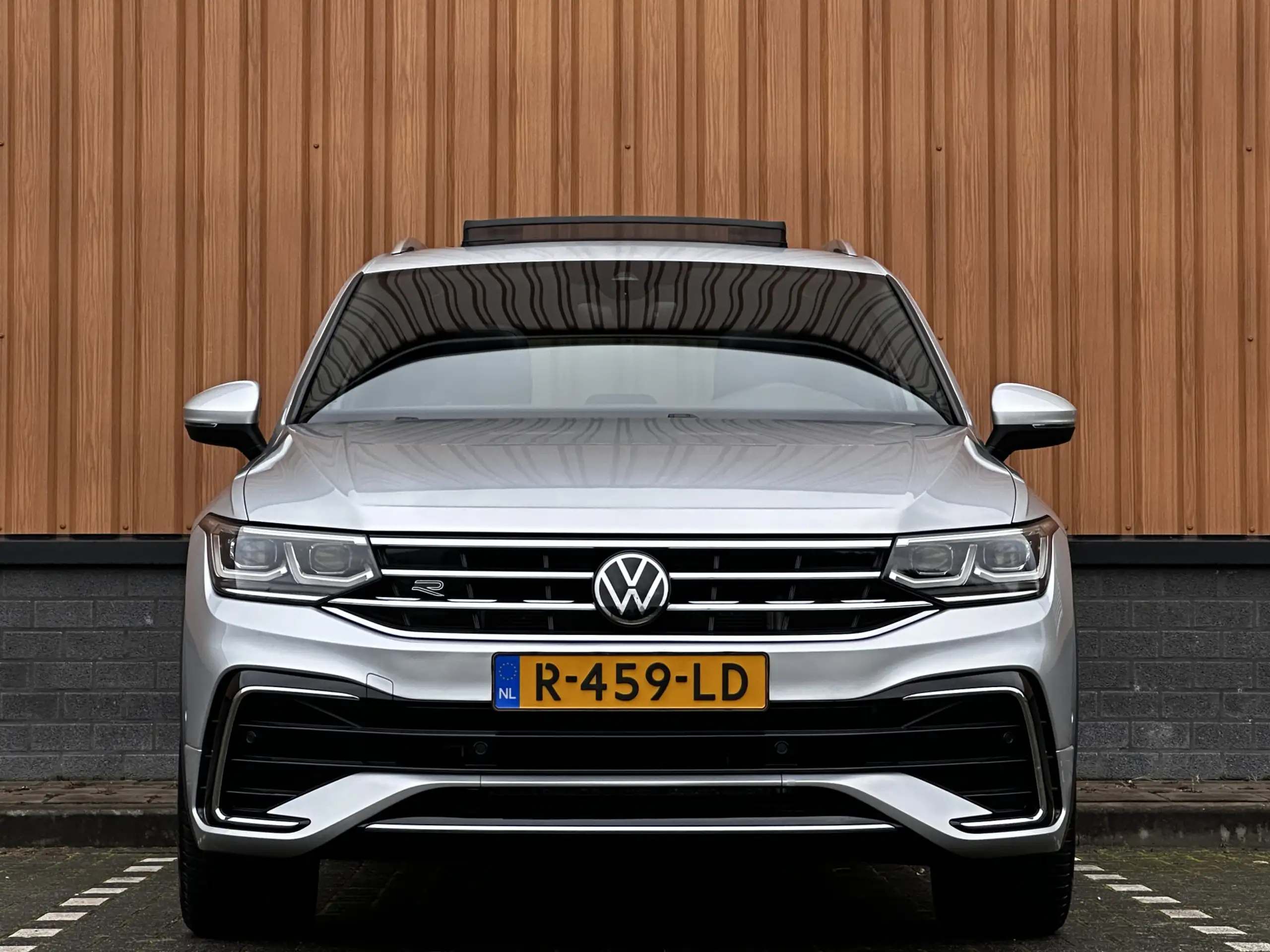 Volkswagen - Tiguan