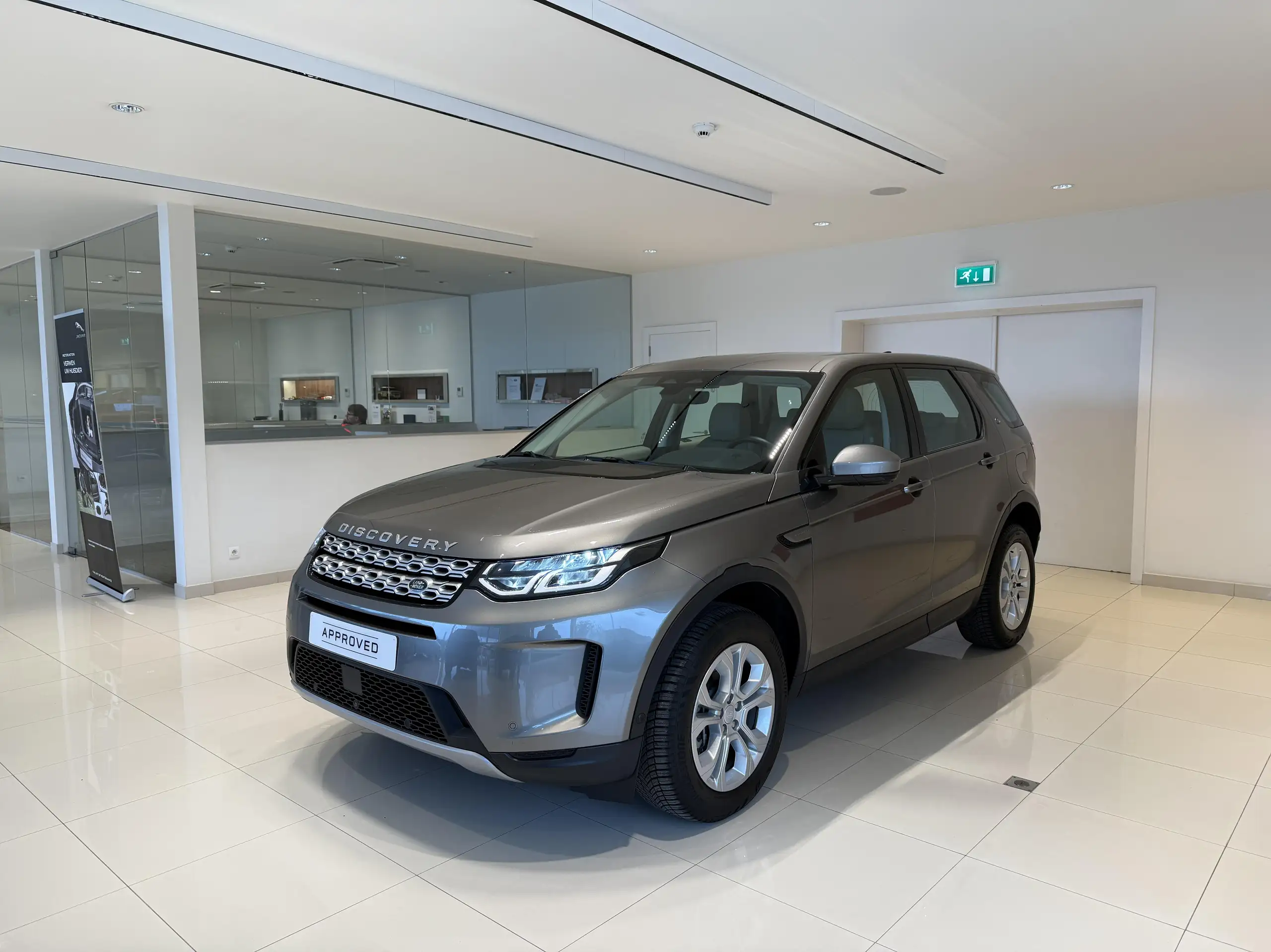 Land Rover - Discovery Sport