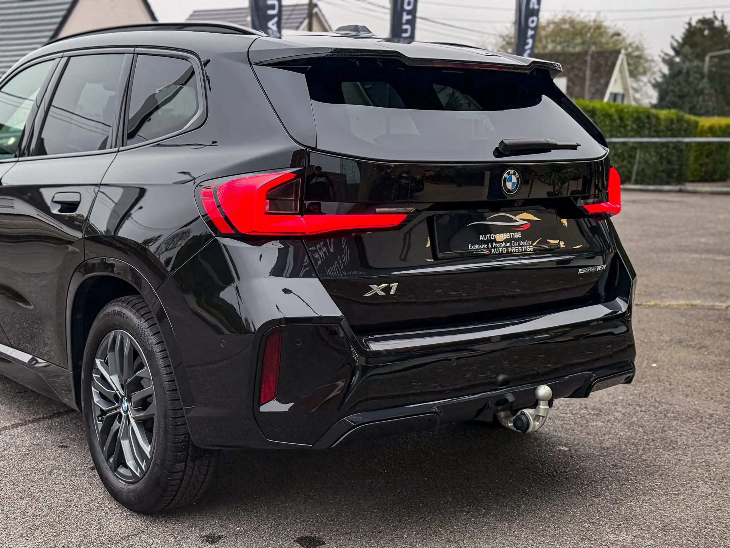 BMW - X1