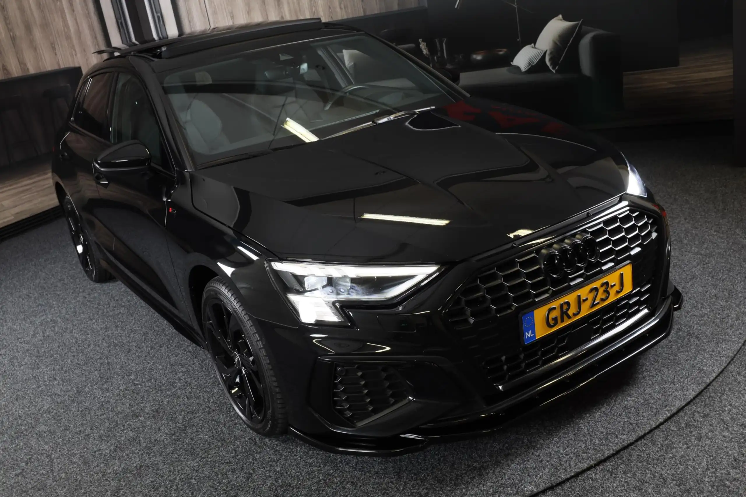 Audi - A3