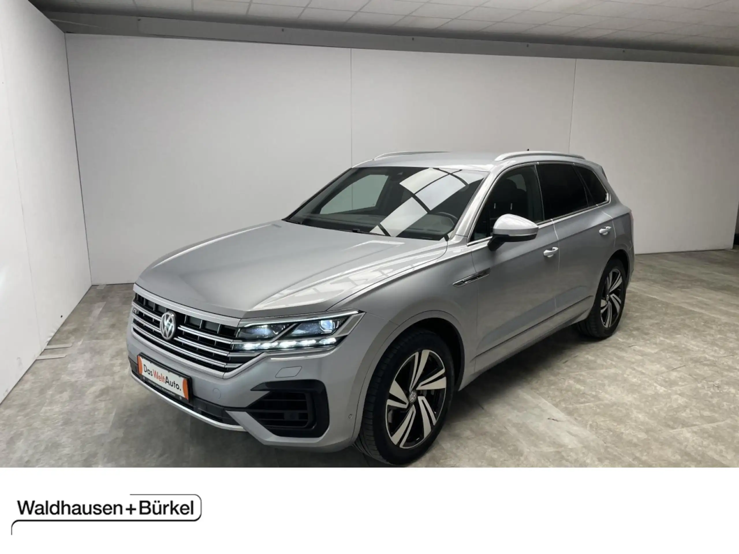 Volkswagen - Touareg