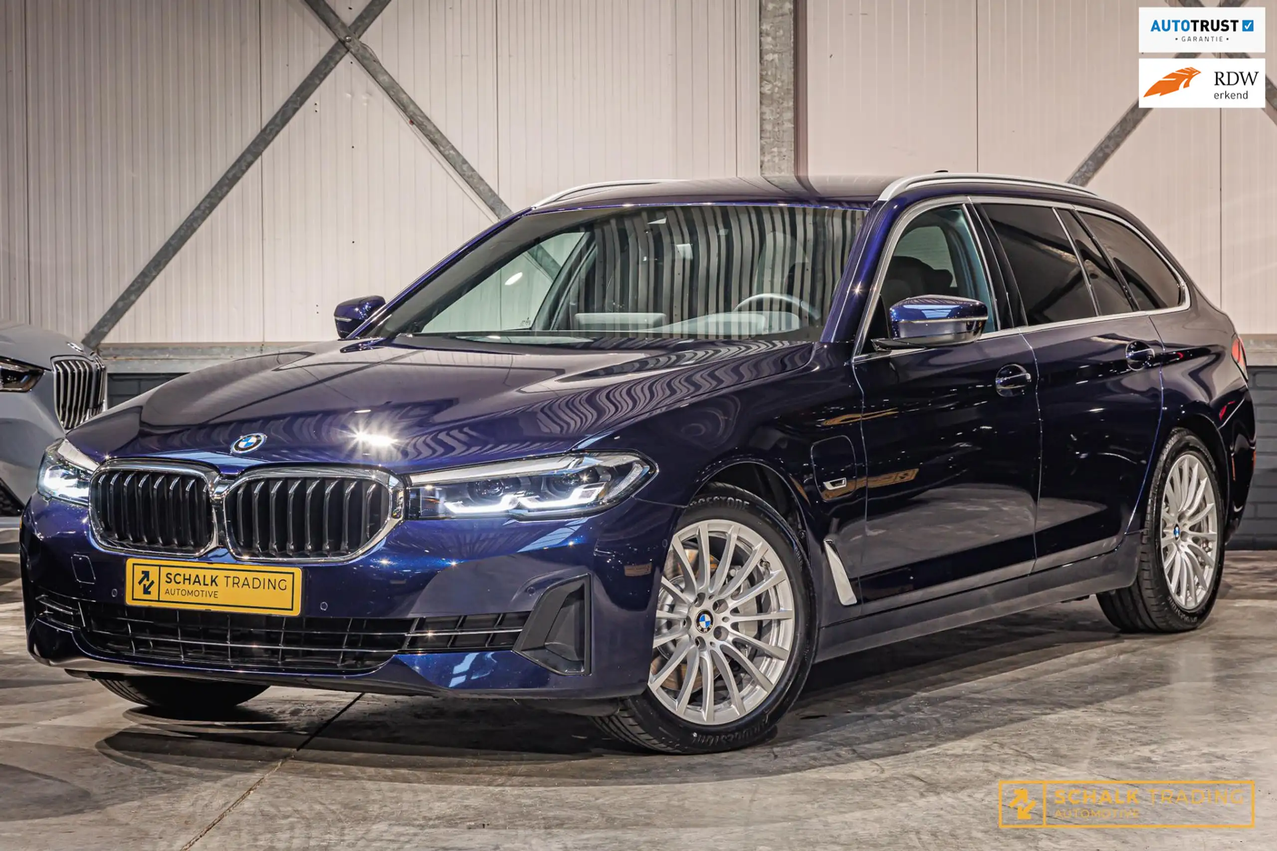 BMW - 530