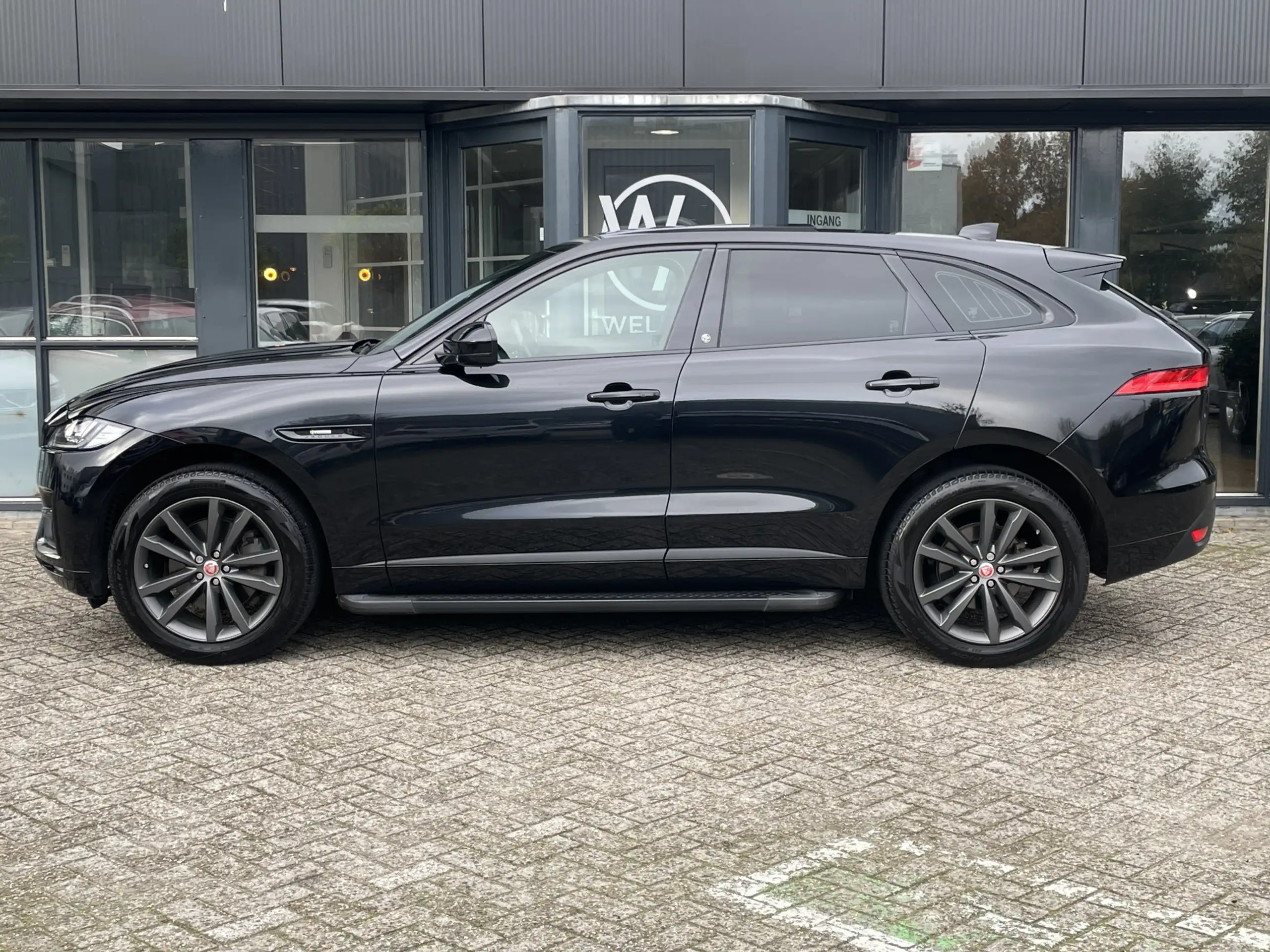 Jaguar - F-Pace