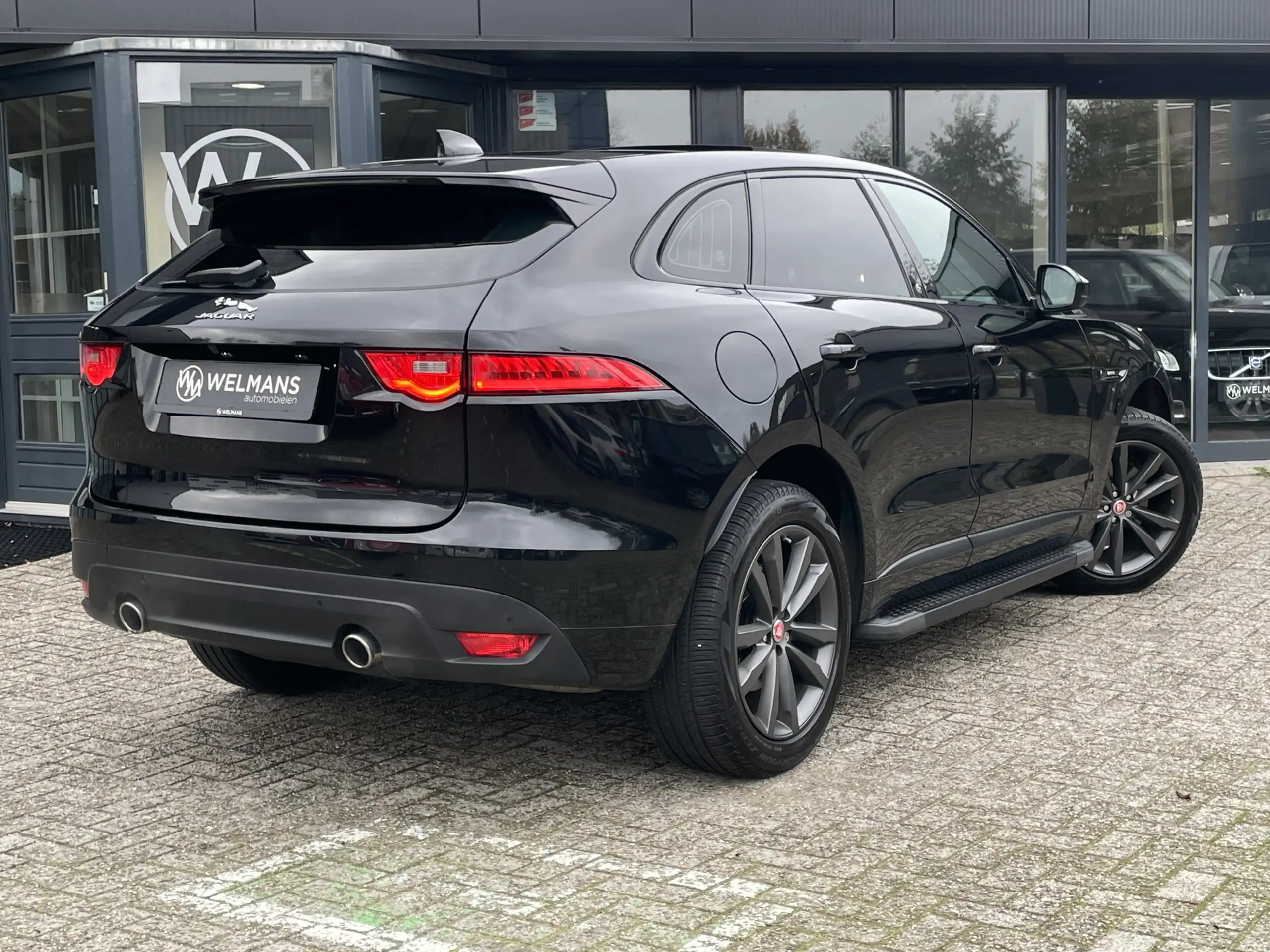 Jaguar - F-Pace