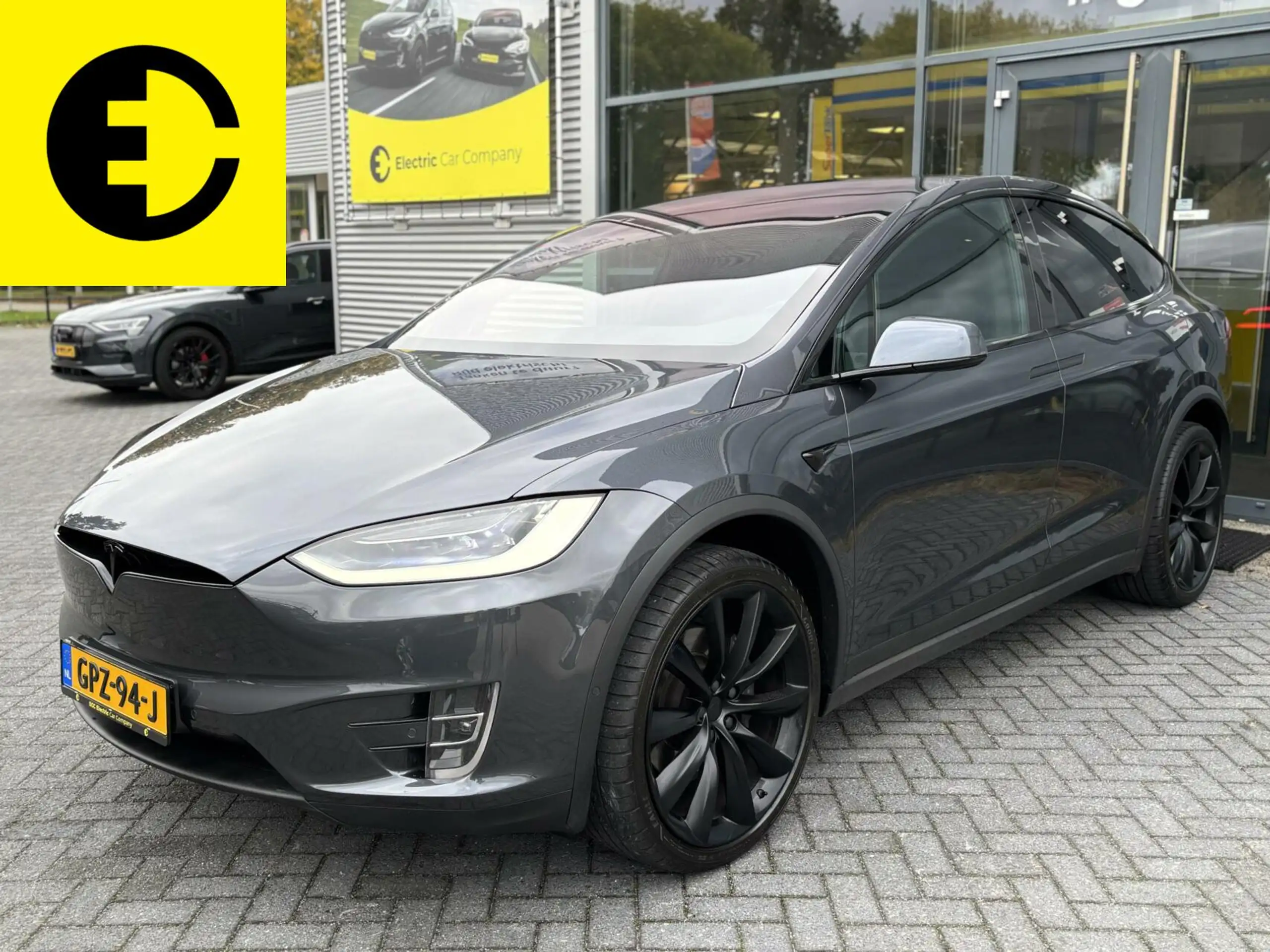 Tesla - Model X