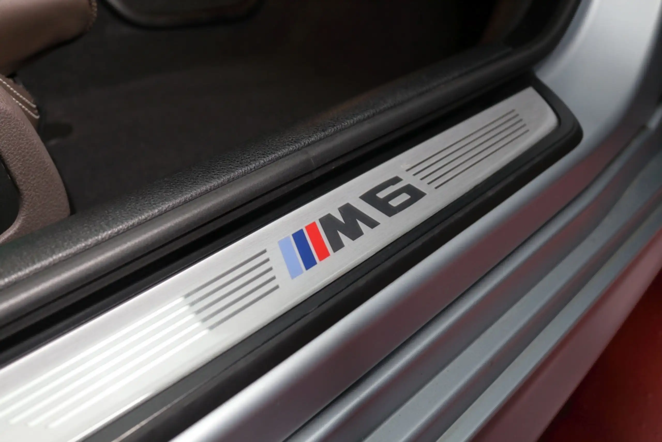 BMW - M6