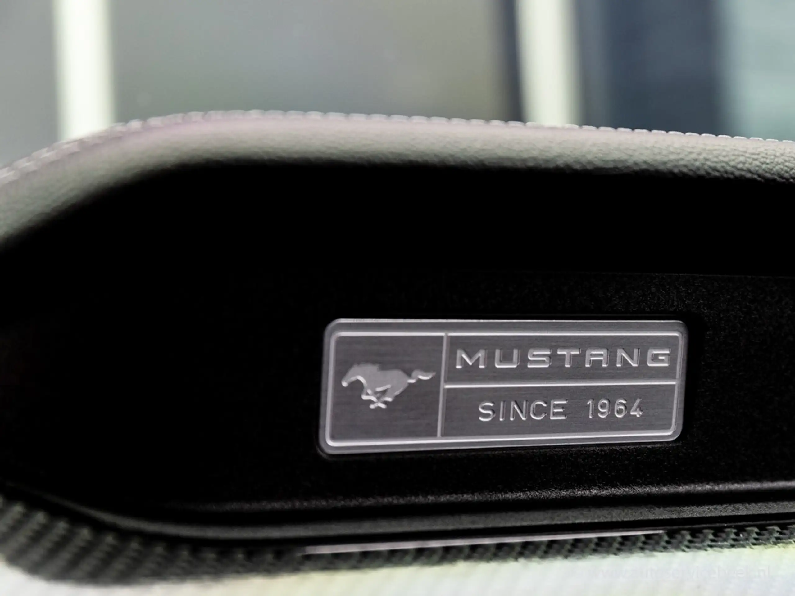 Ford - Mustang