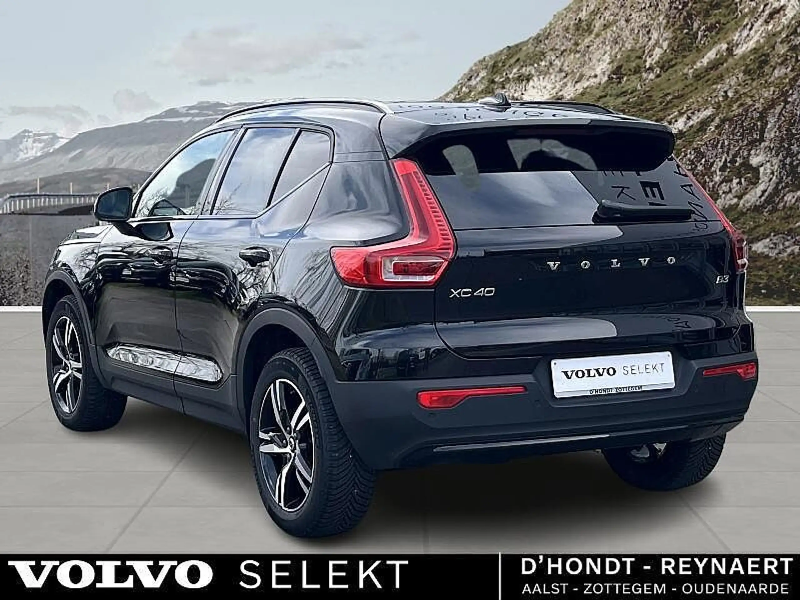 Volvo - XC40